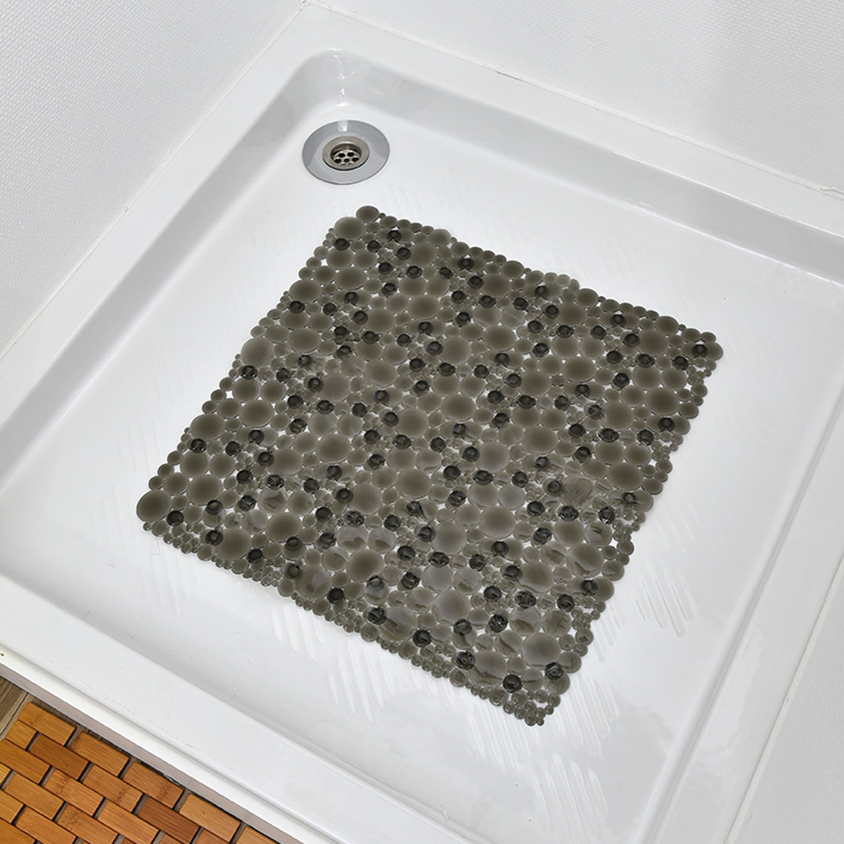 Tapete wc antiderrapante bolhas cinza