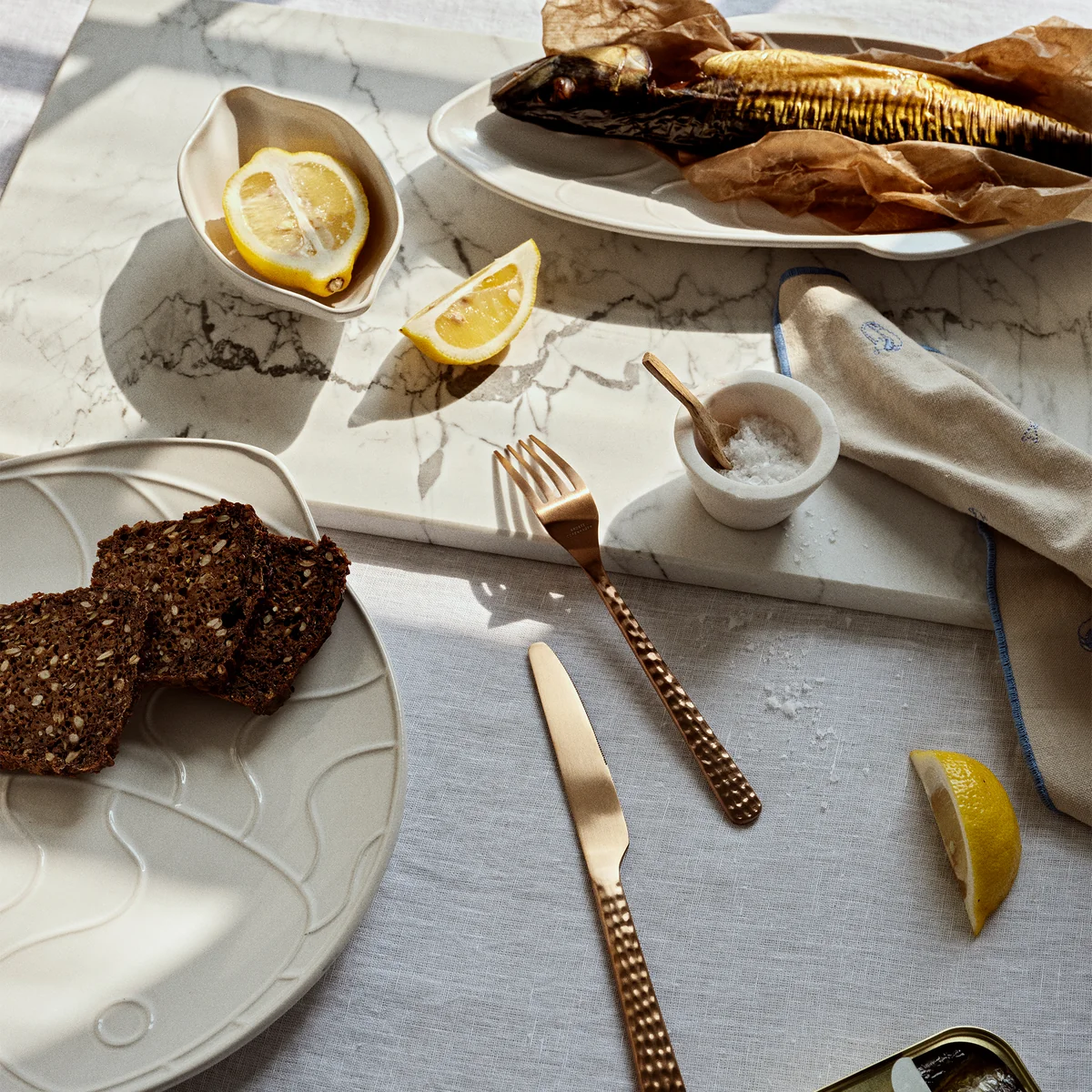 Broste Copenhagen - Pesce Platte rund, weiß