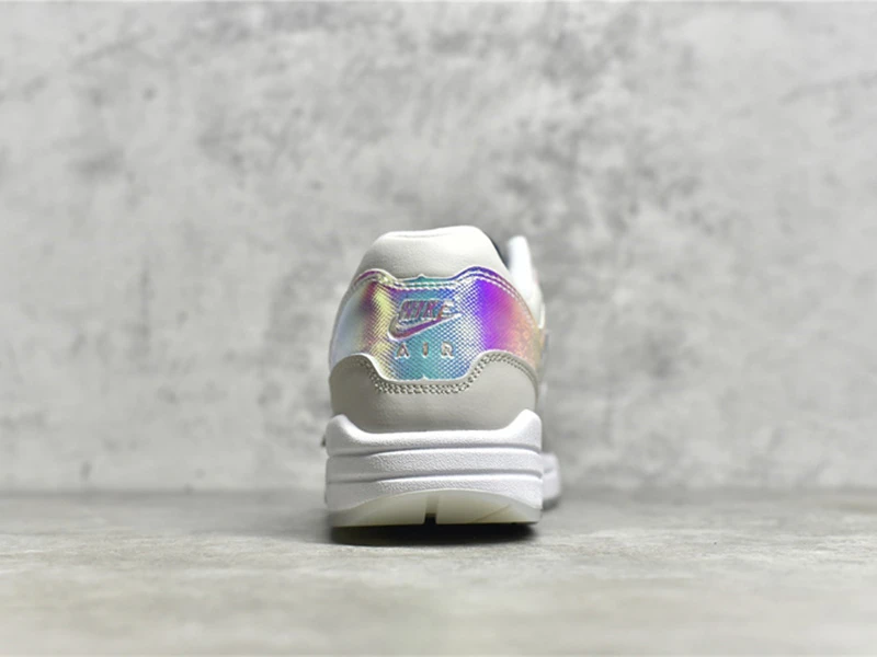 Nike Air Max 1 laser