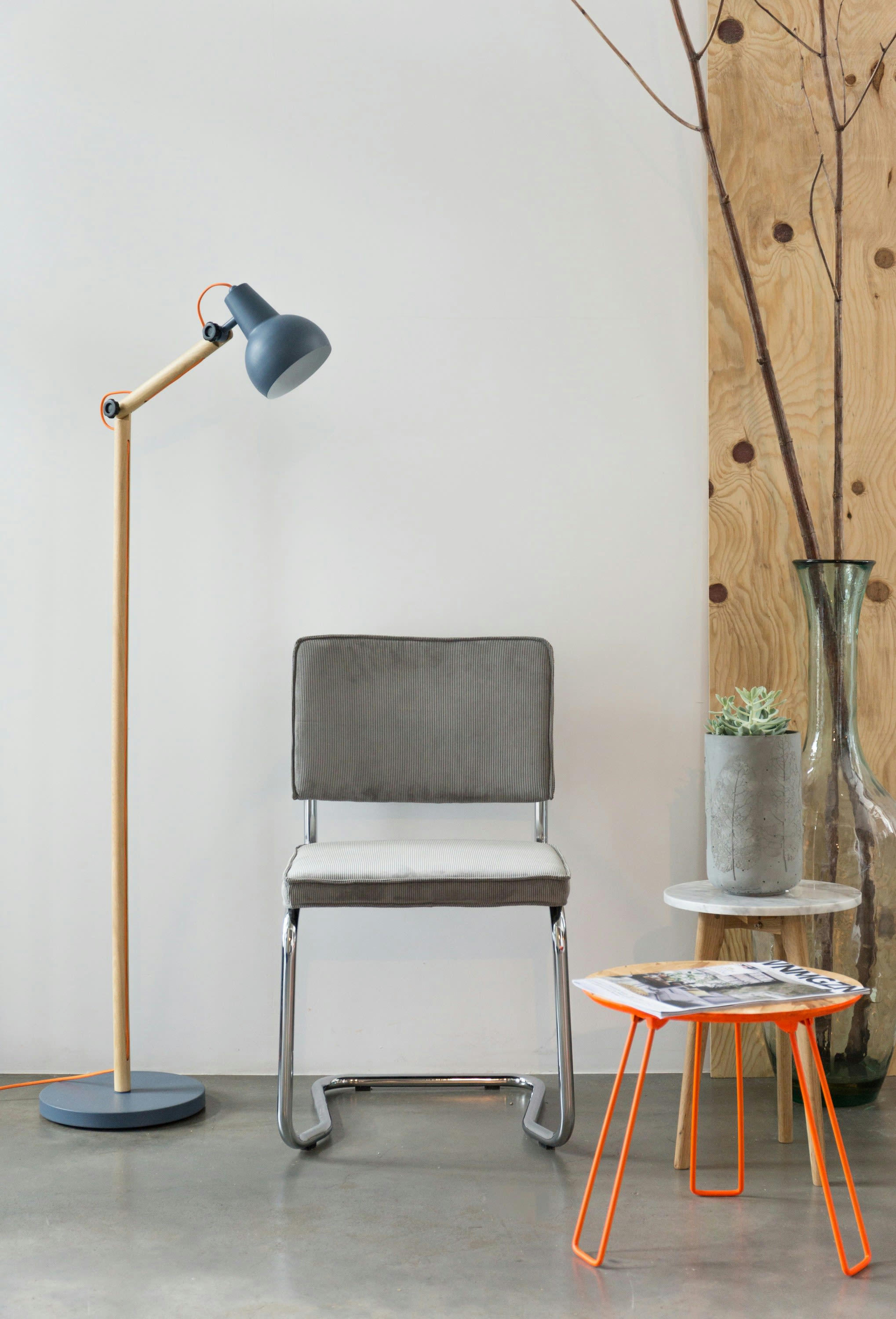 RIDGE KINK - Chaise en tissu gris clair