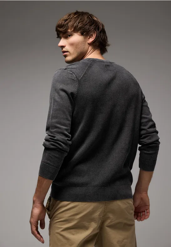 Pullover in Washed-Optik