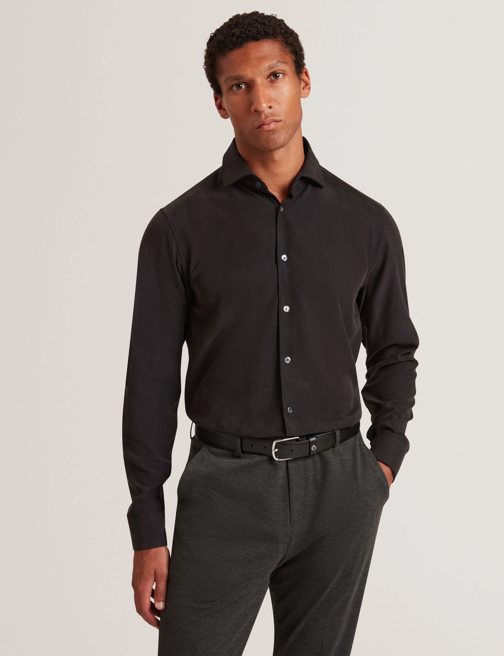 VALTINE | BLACK