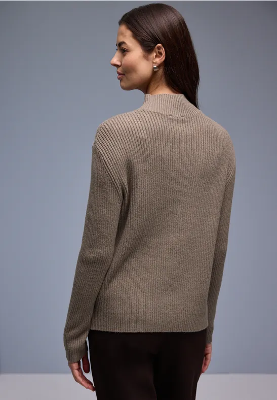 Kuscheliger Strukturpullover
