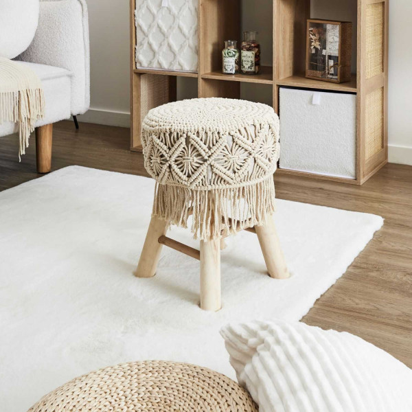 Taboret ETNO kremowy boho z makramą i frędzlami okrągły 42 cm