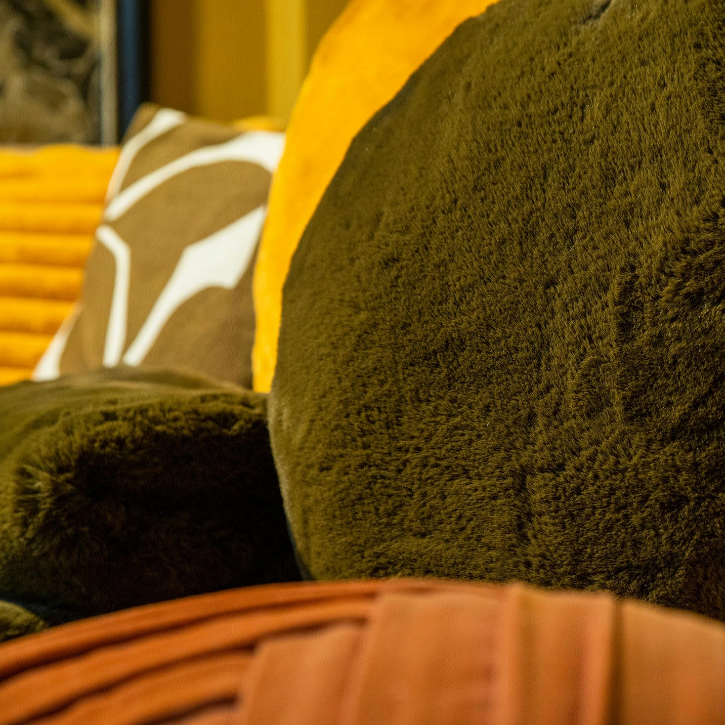 - Coussin rond vert fausse fourrure 45 cm uni