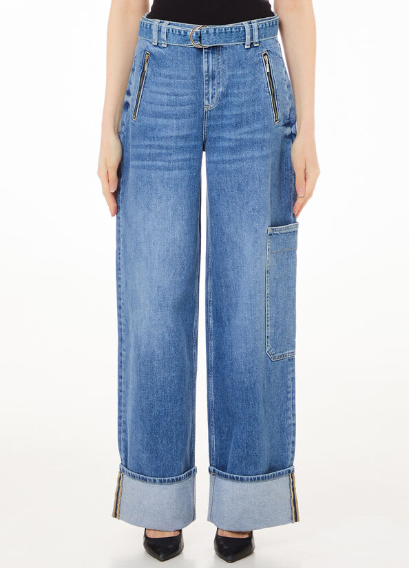 Jeans cargo flare con cintura