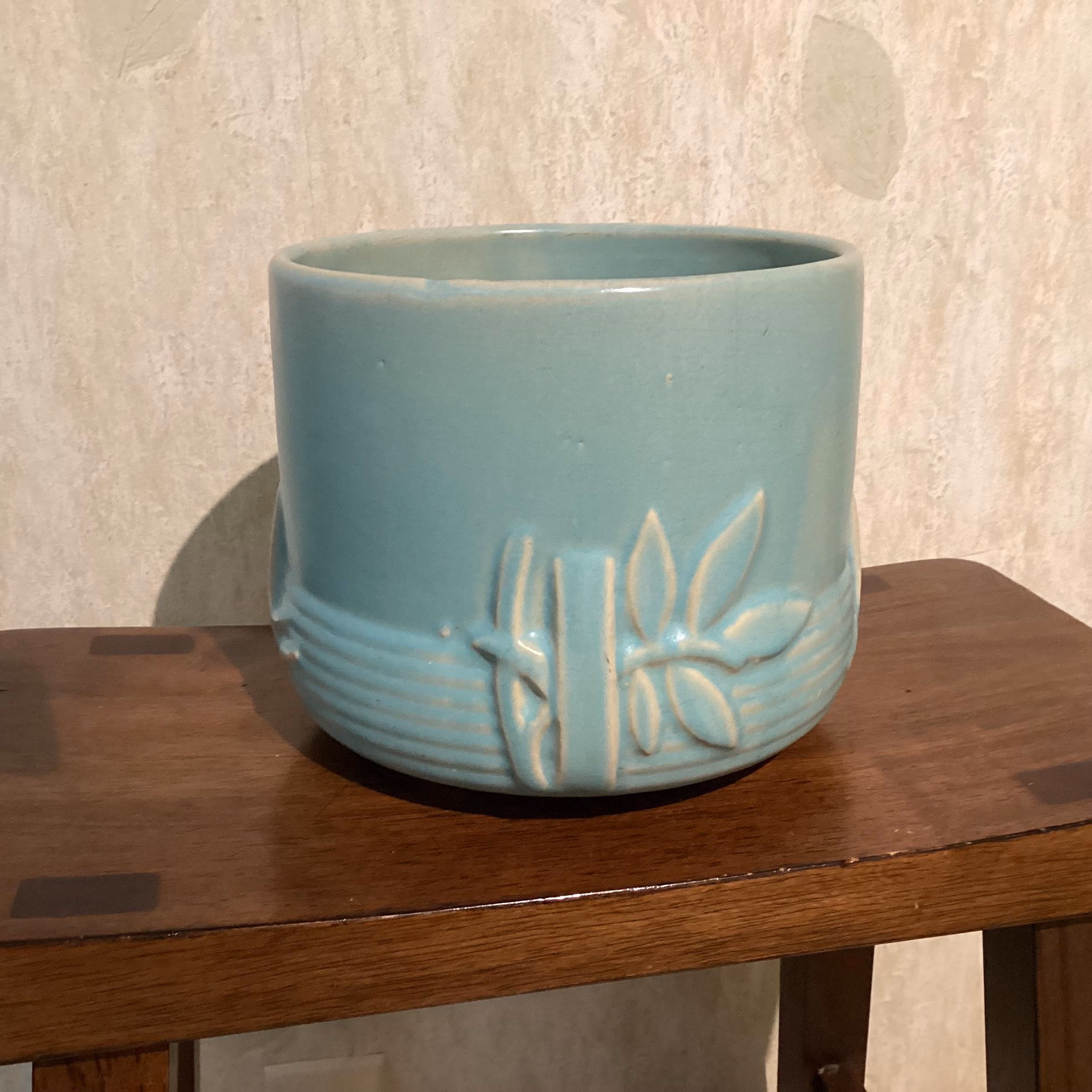 Vintage McCoy Turquoise/Aqua Raised Leaf and Berries Pattern RARE Pottery Planter
