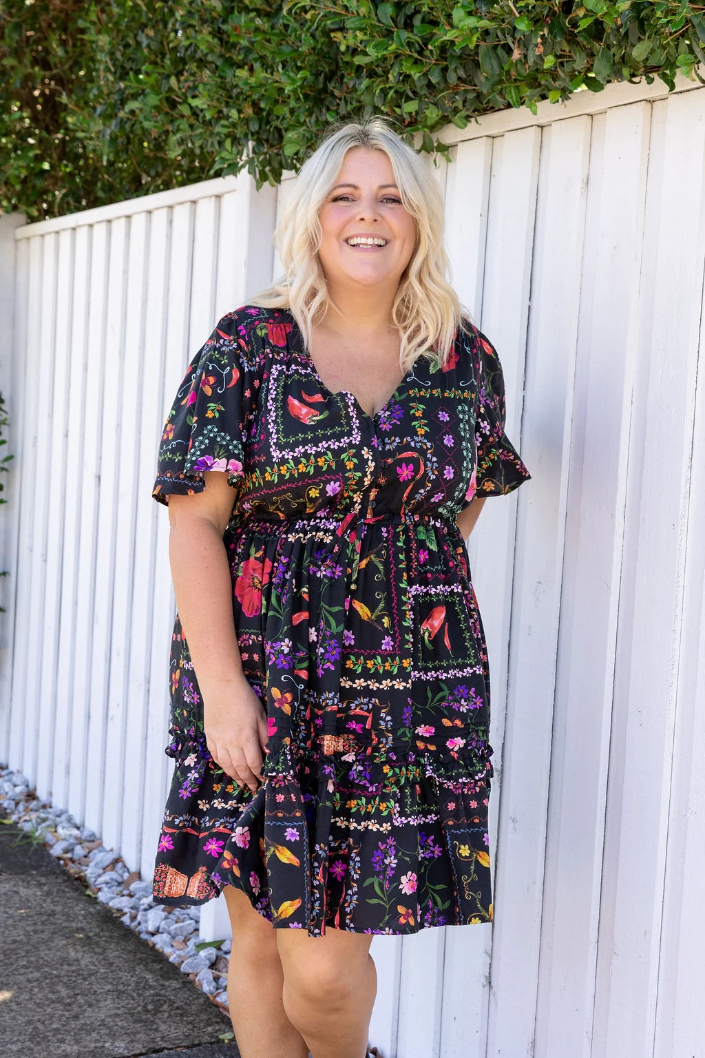Lisa Dress in Sweet Bee