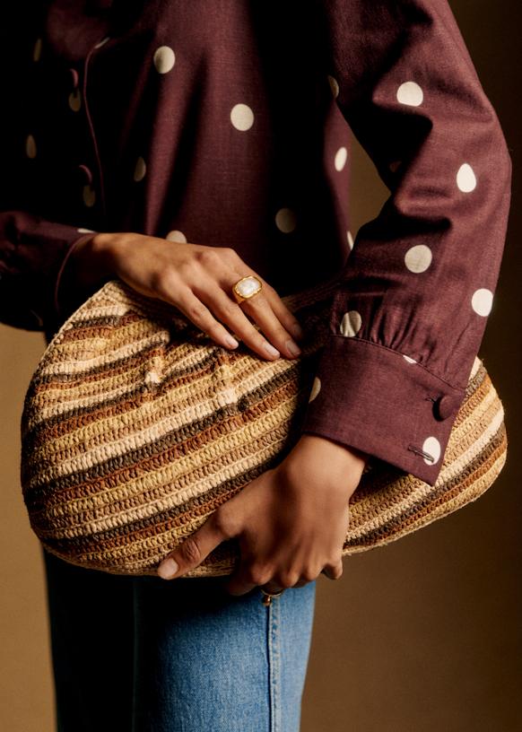 Paola Pouch