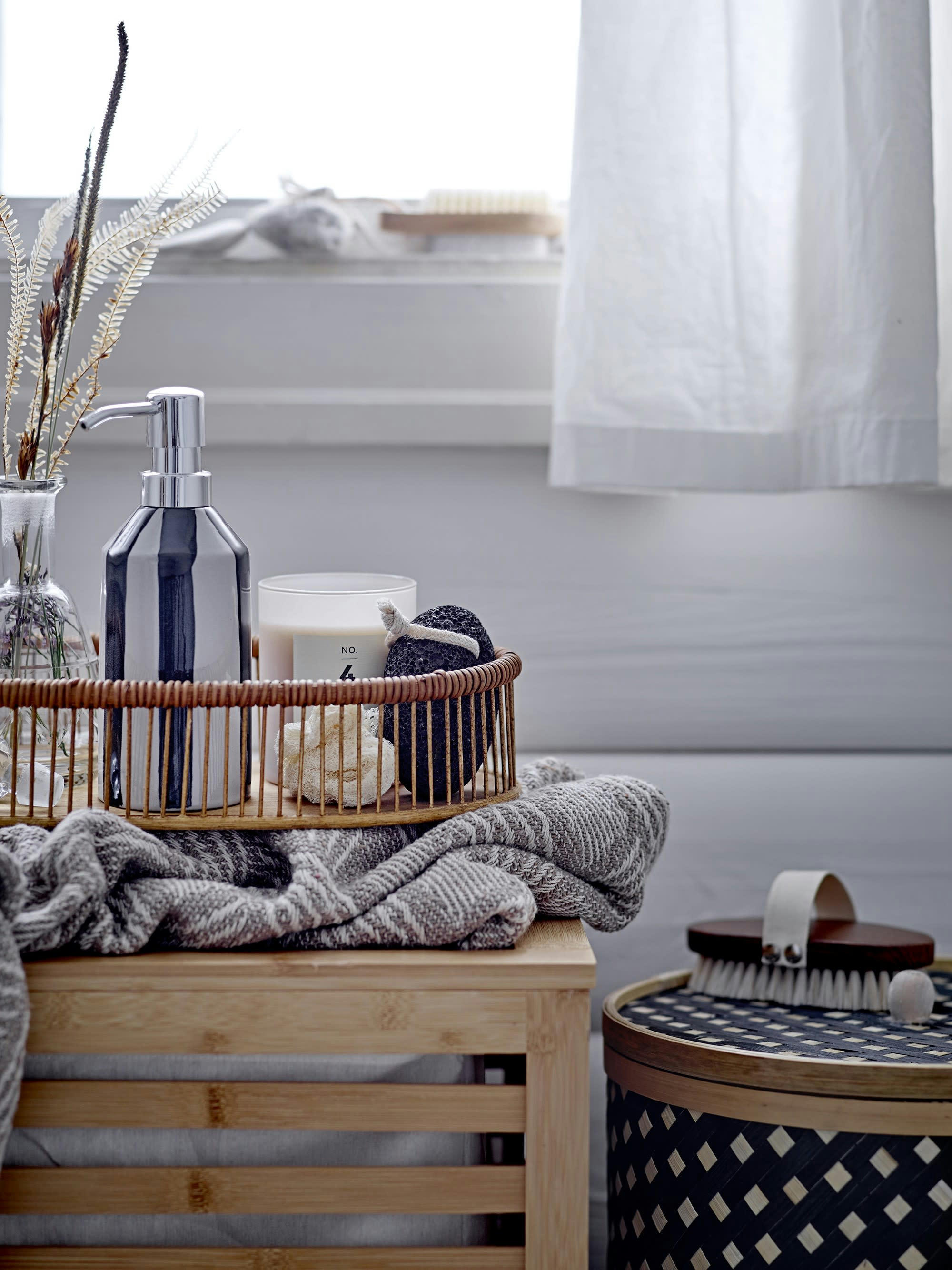 JUD - Panier avec Couvercle en jonc de mer noir