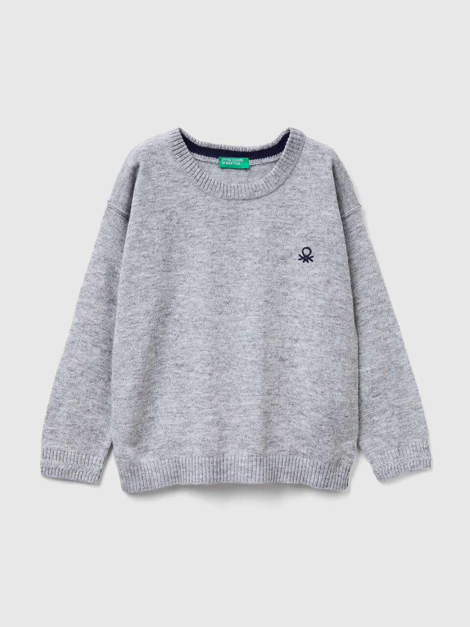 Crew neck sweater with embroidery