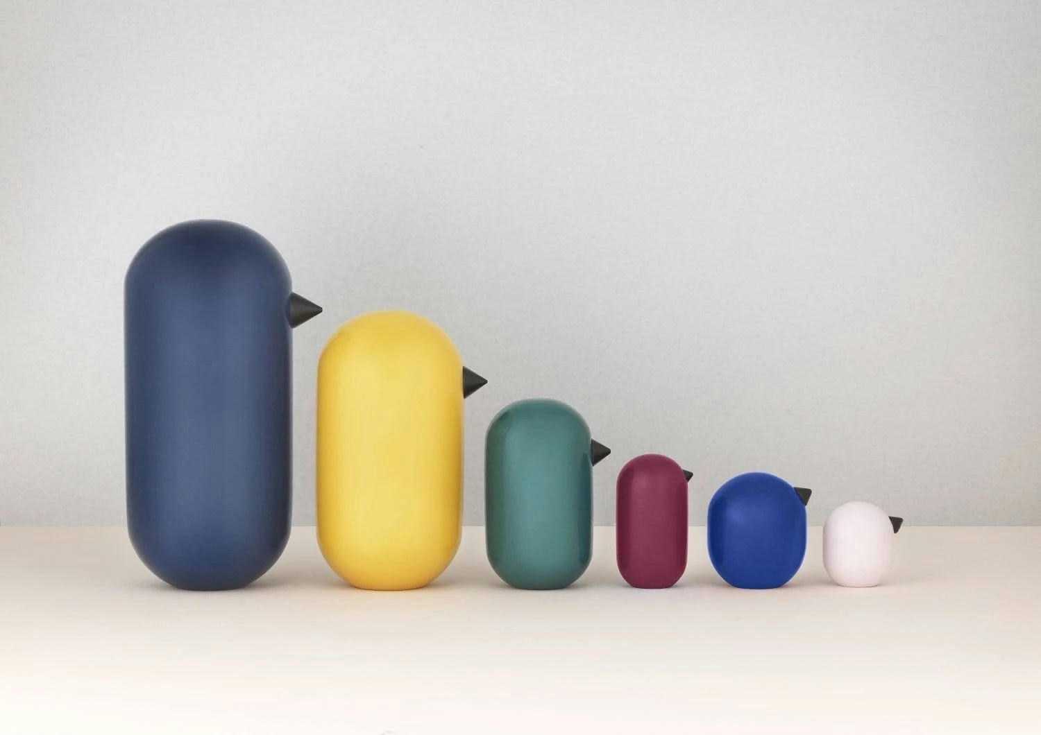 LITTLE BIRD - Figurine en bois jaune H10cm