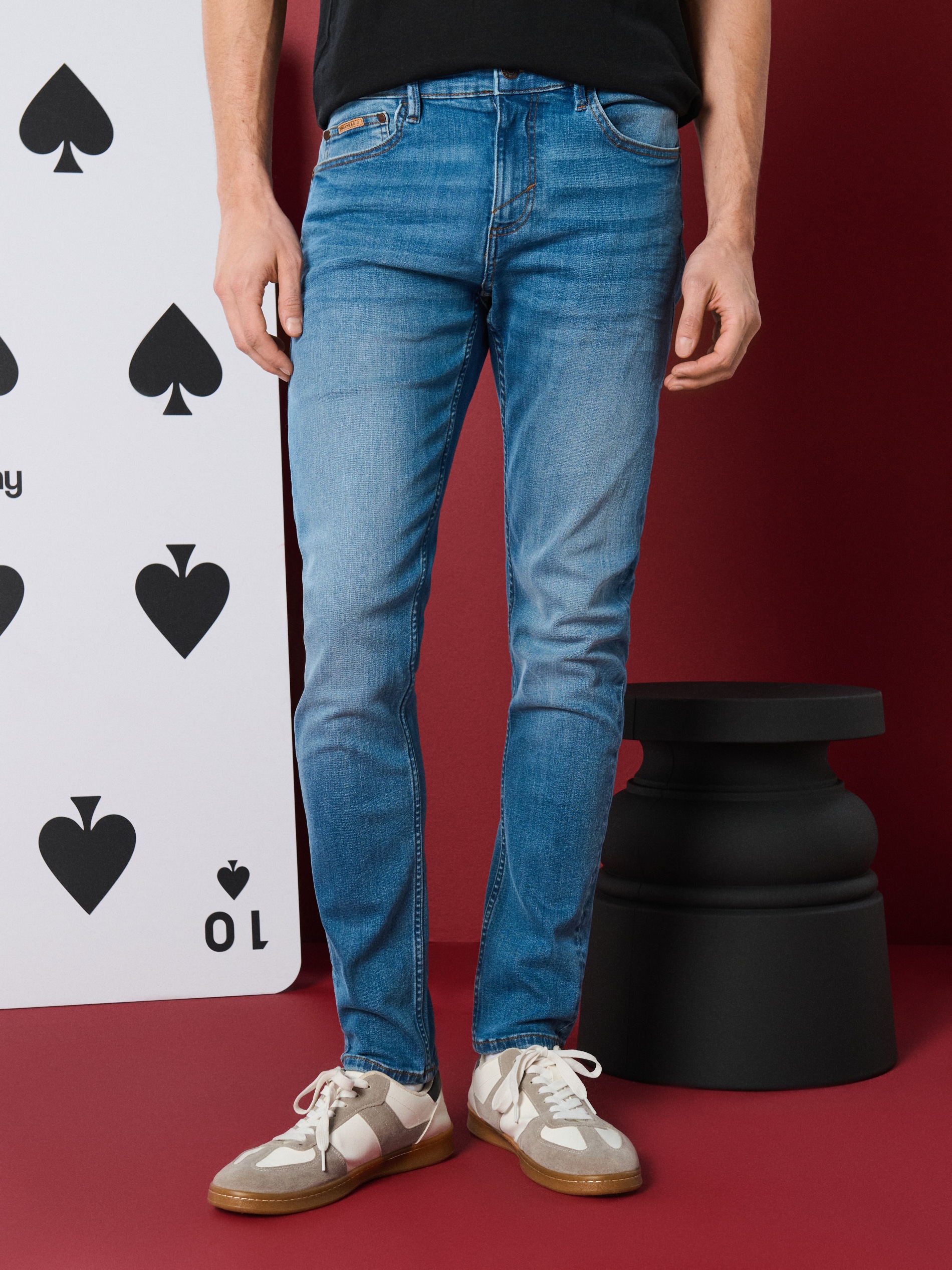 Jeansy skinny