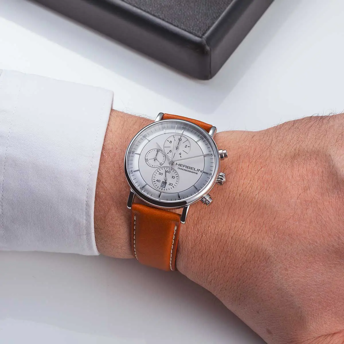 INSPIRATION – CHRONOGRAPHE – ACIER & CUIR CAMEL
