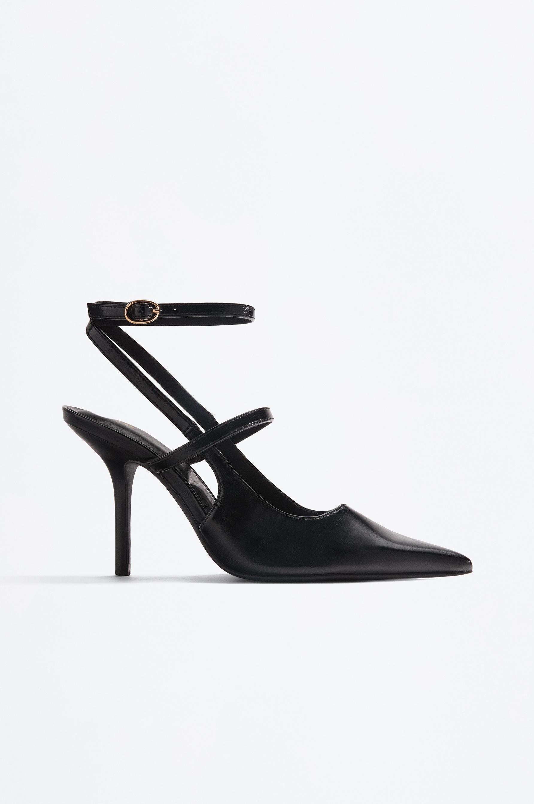Zapato tacón fino