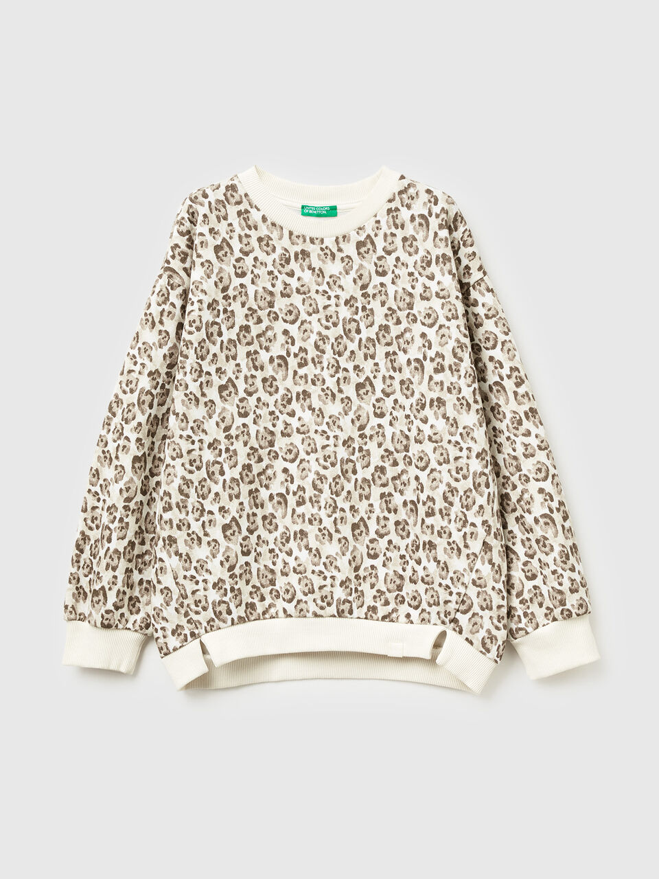 Beige sweatshirt with animal print