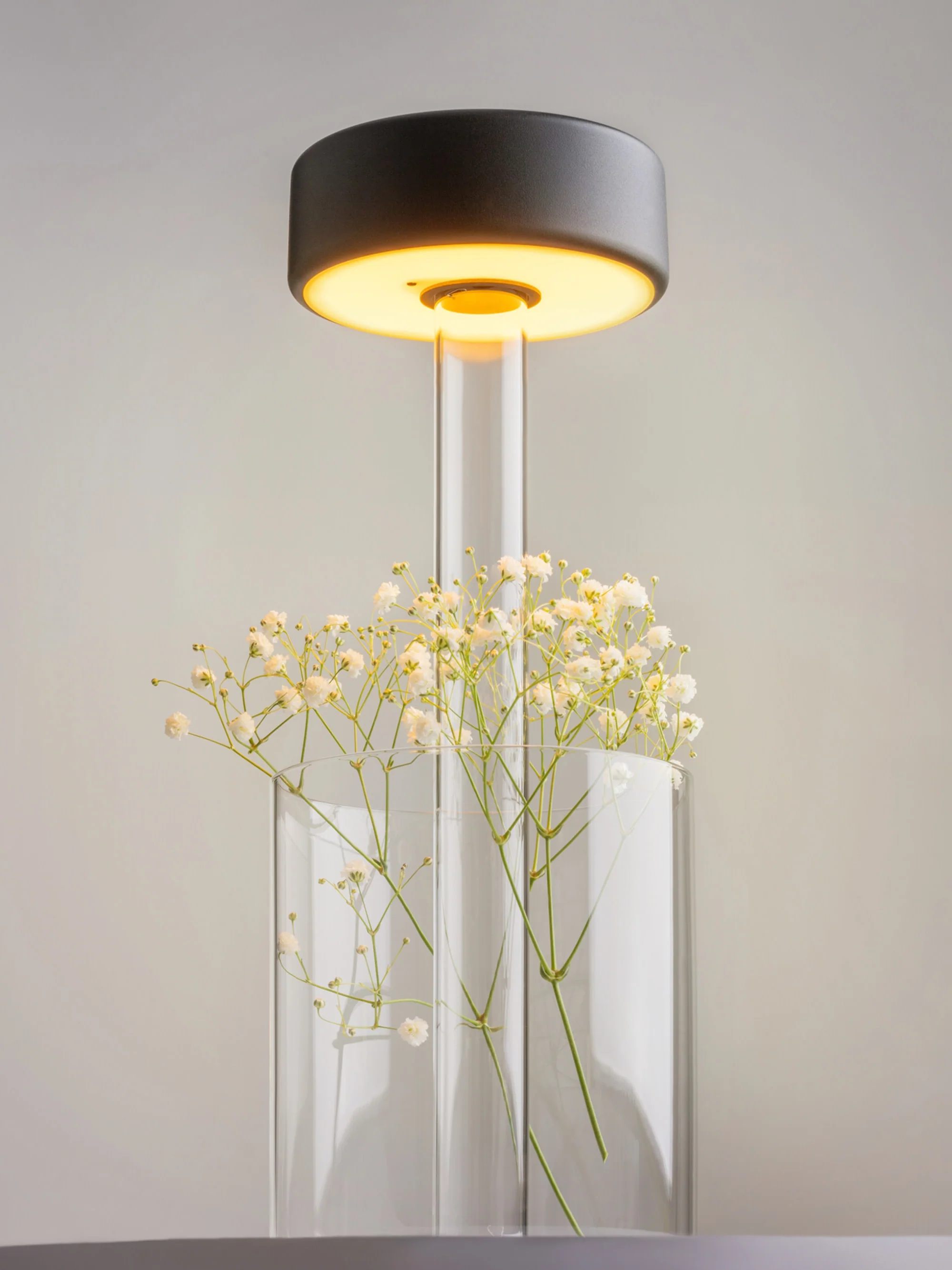 Kleine dimmbare LED-Tischlampe AI Collaboration