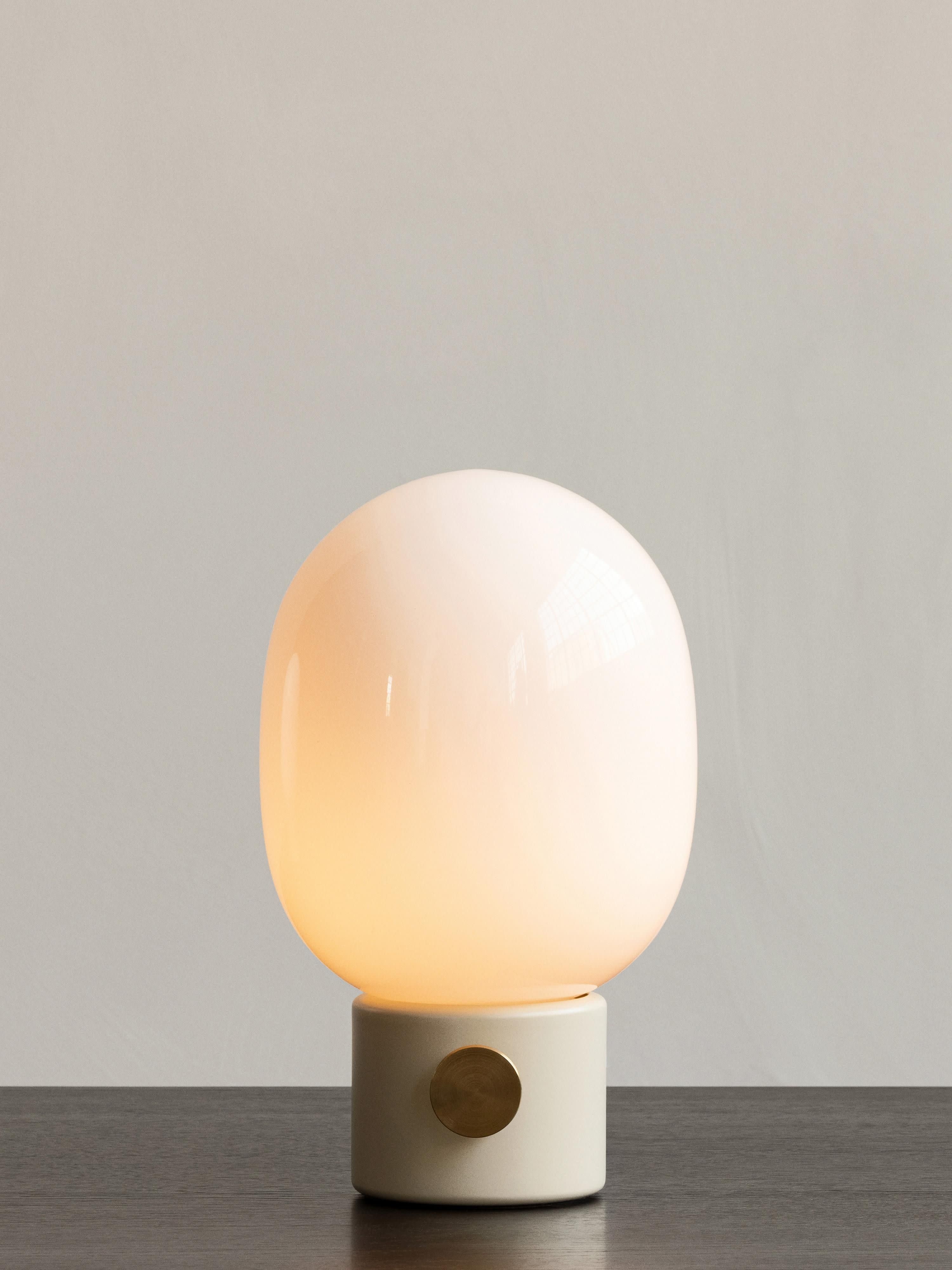 Kleine dimmbare Tischlampe JWDA, H 29 cm
