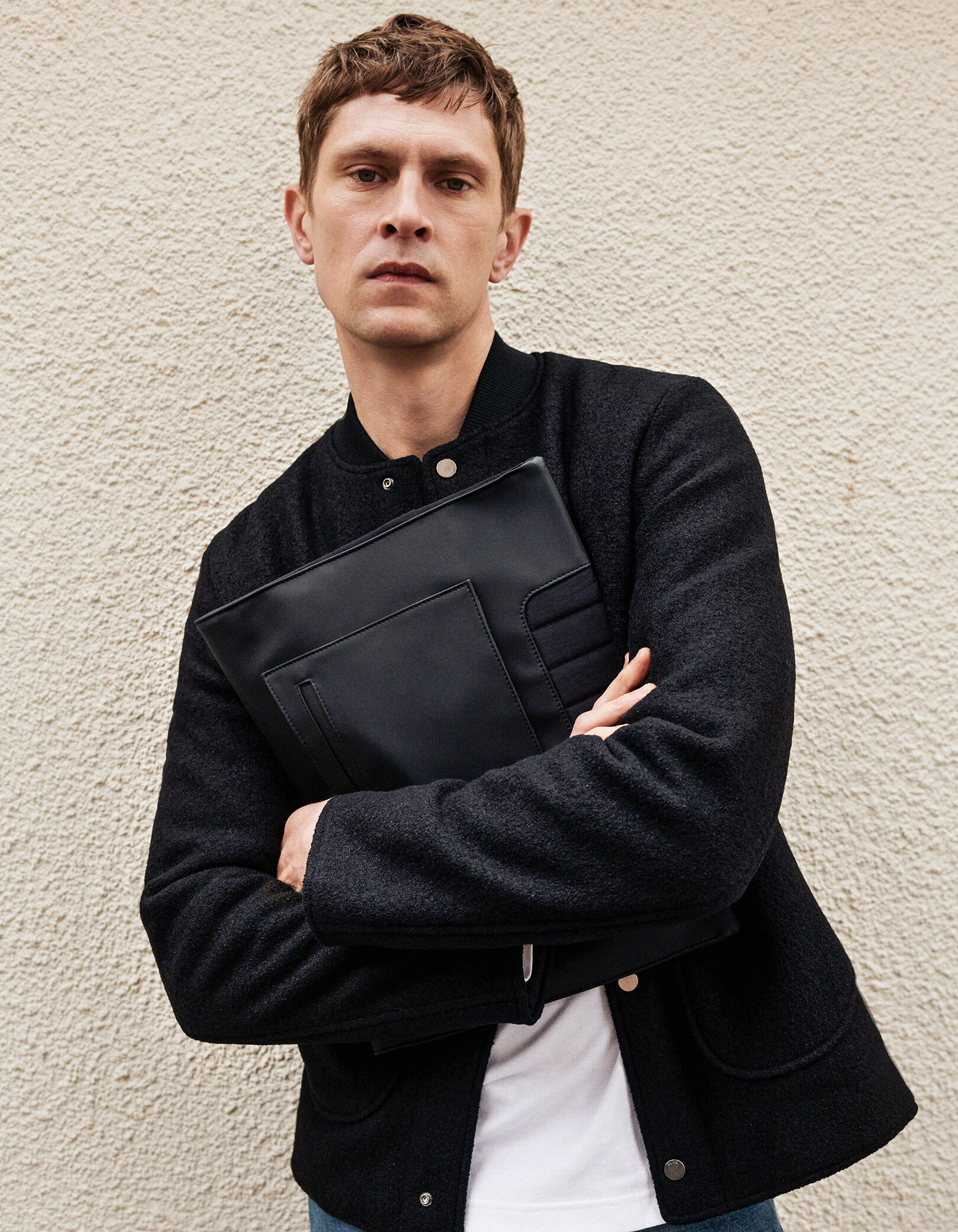 Pochette ordinateur noire nylon effet gomme Homme