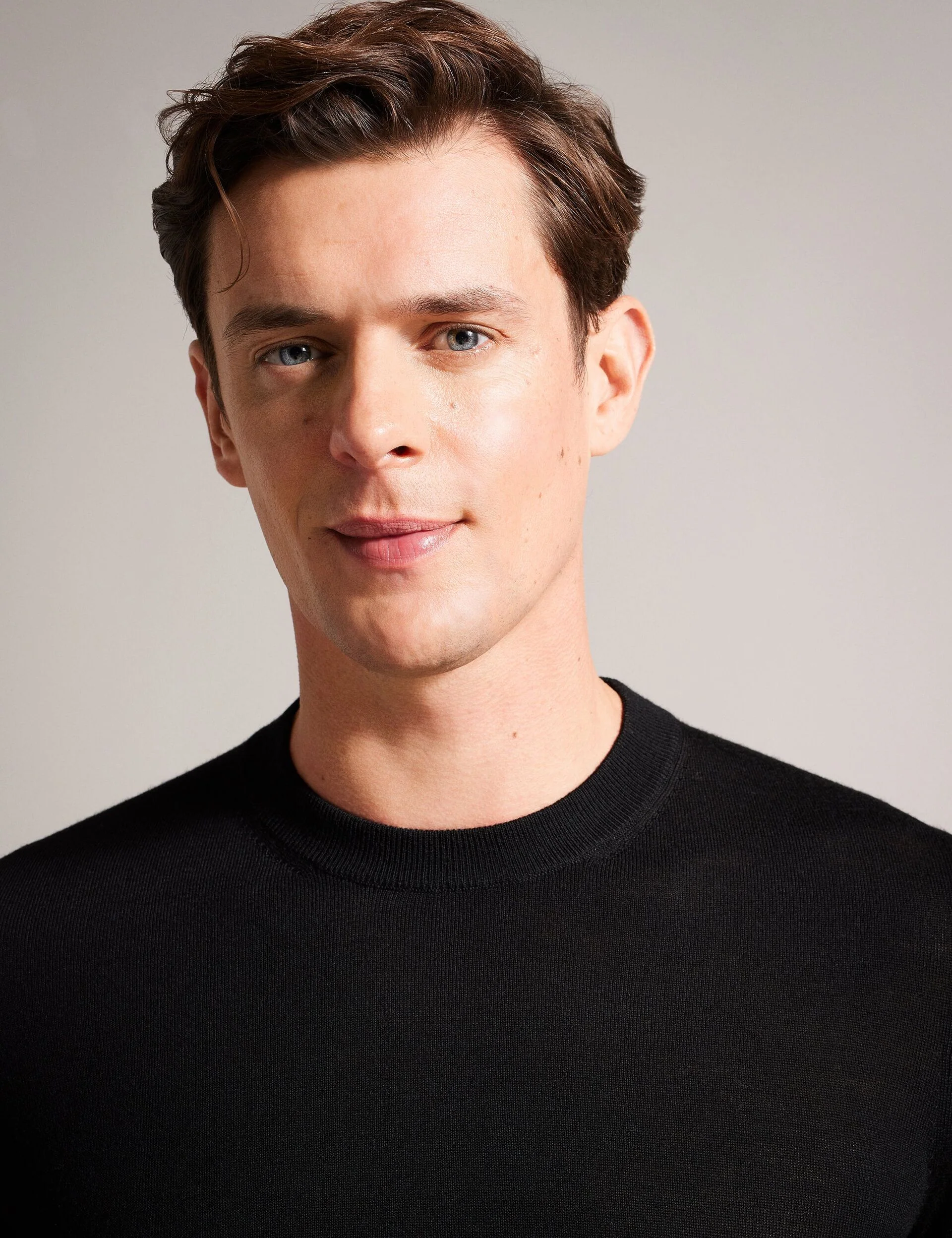 CARNBY | BLACK