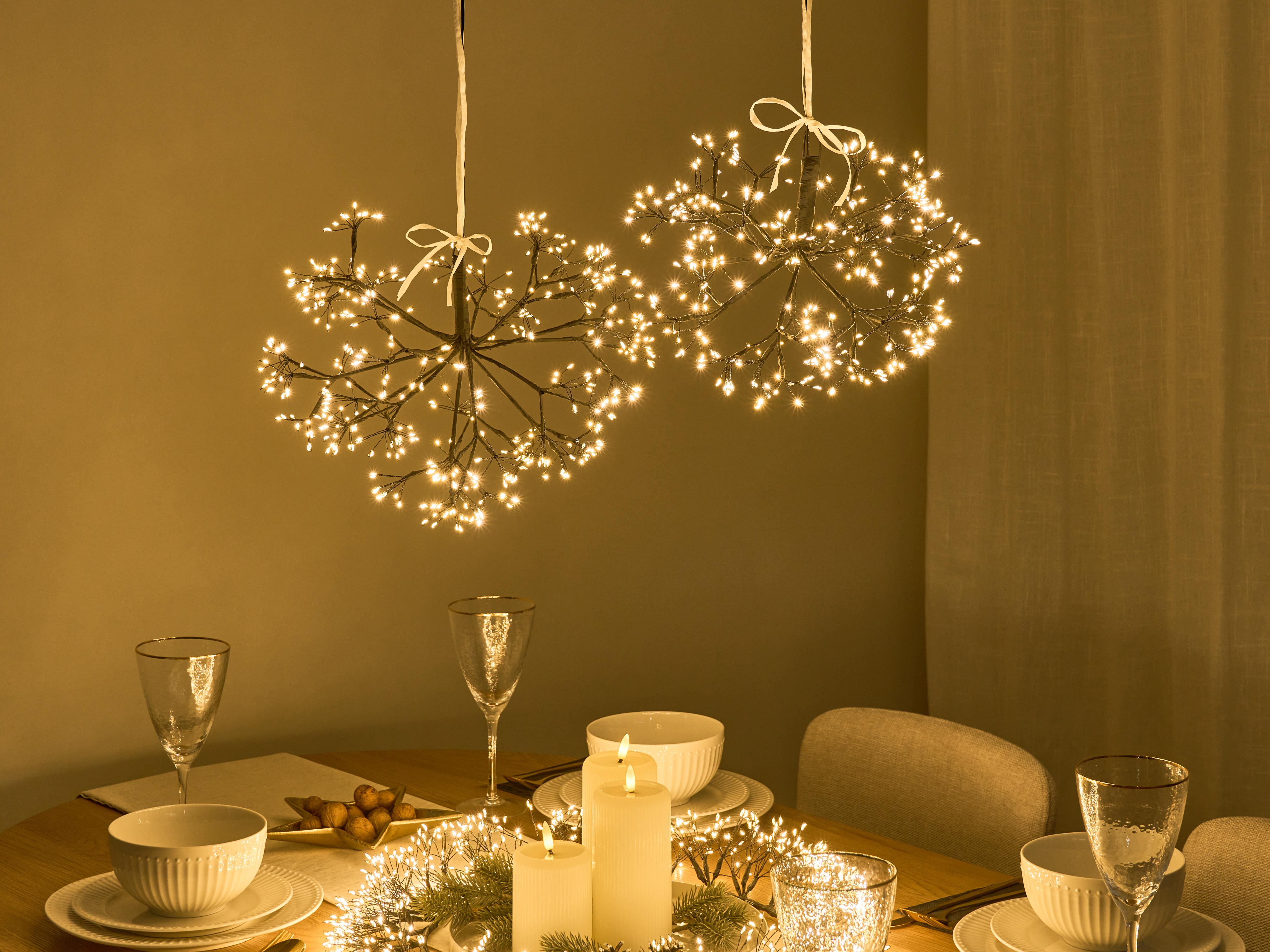 Set of 2 Hanging Decorations LED RACKSTA Mistletoe 30/25 cm Black