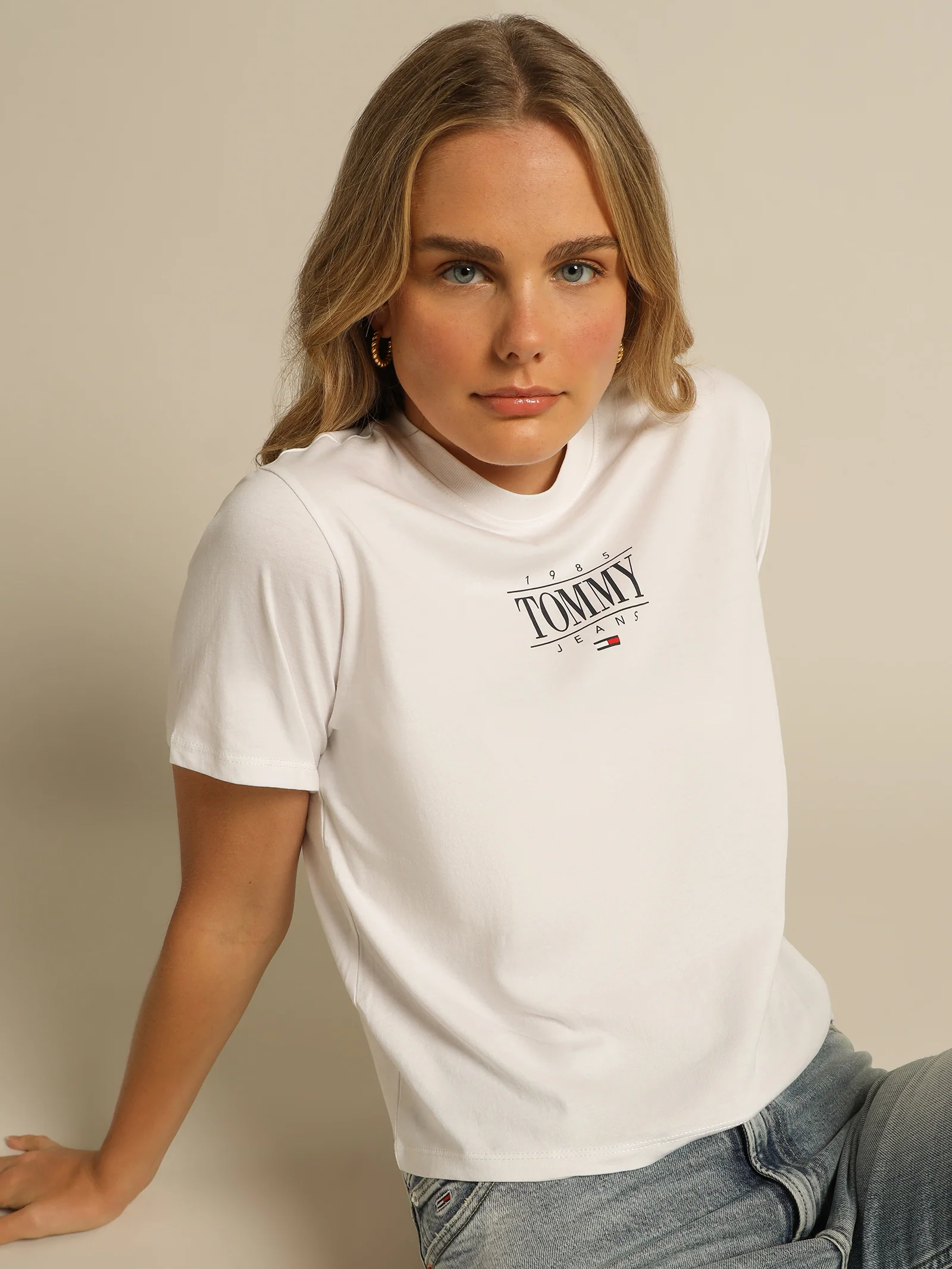 Essential Cropped Logo T-Shirt