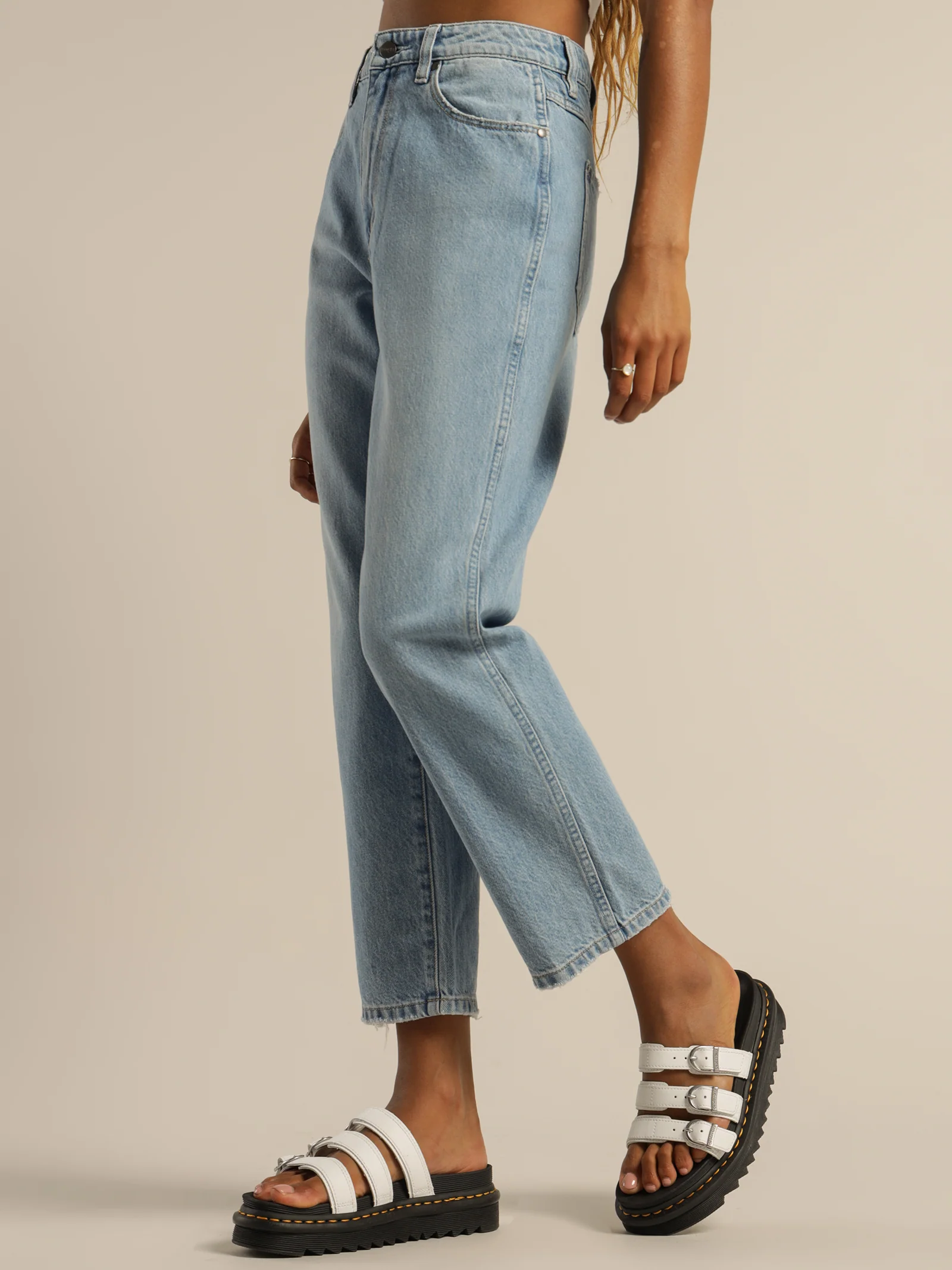 Claudia High Straight Jean