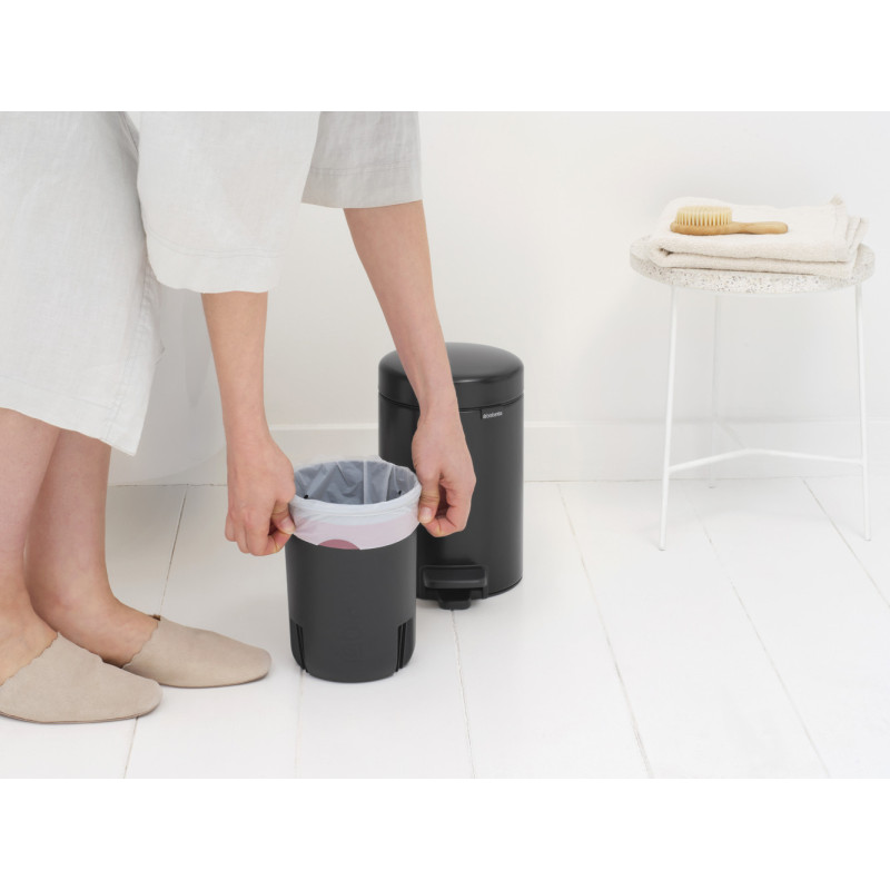 Poubelle à pédale NewIcon noir mat 3 L BRABANTIA