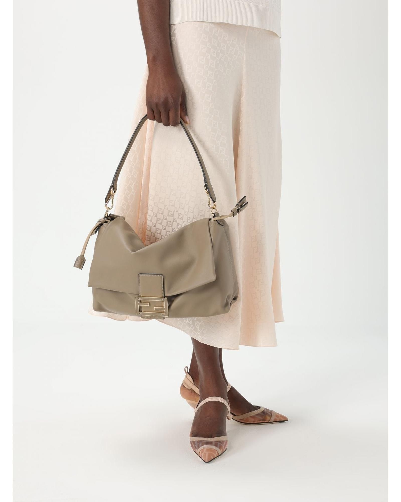 Fendi Forever Shoulder Bag Wo - Black