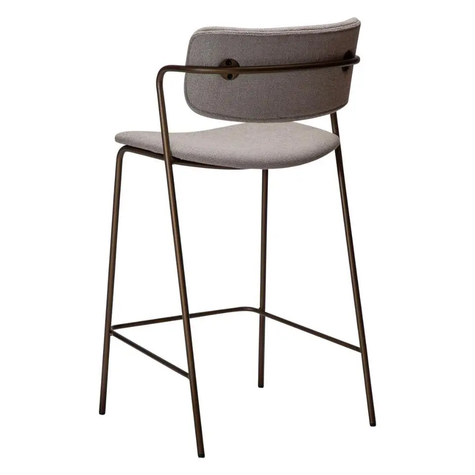 Hioshop Zed Dan-Form counterstoel met armleuningen boucl&eacute; lichtgrijs