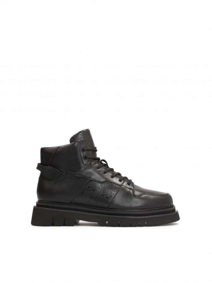 Men's black leather shoes with elements in KAZAR monograms