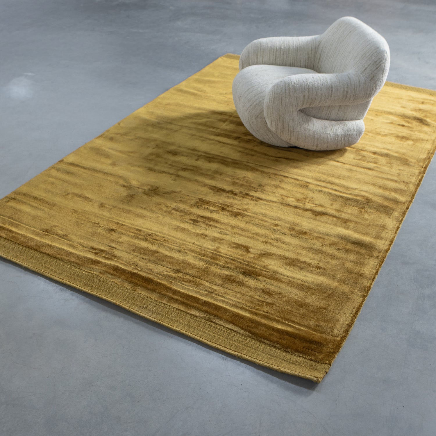 WOOOD Tammo Vloerkleed - Viscose - Honinggeel - 1x200x300