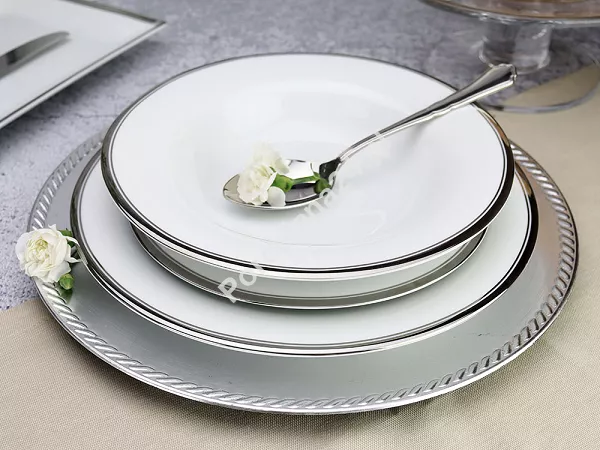 Serwis obiadowy na 12 osób (45 el.) Bogucice - Cleopatra Platin Plus 1174