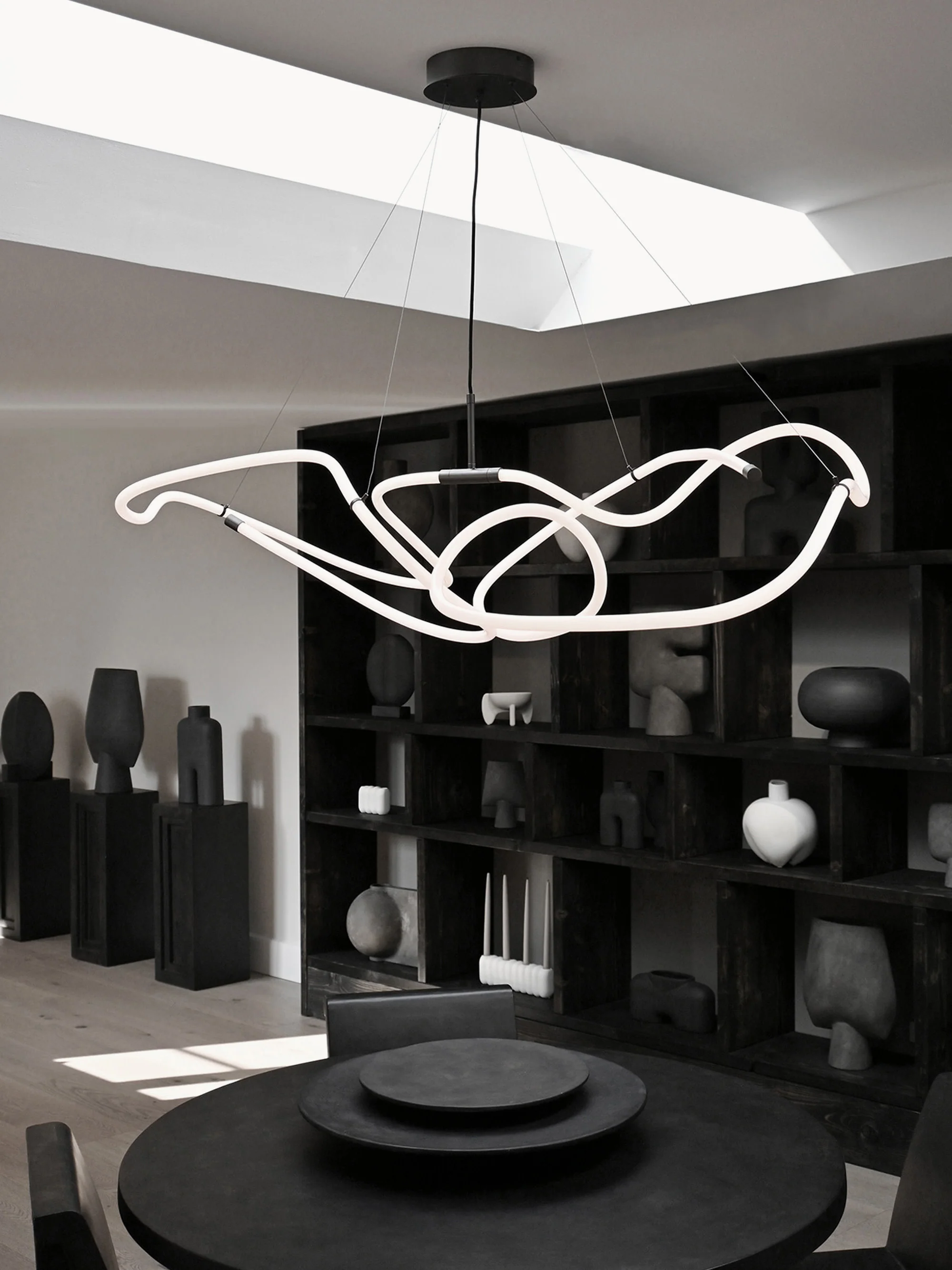 Großer LED-Kronleuchter Ghost