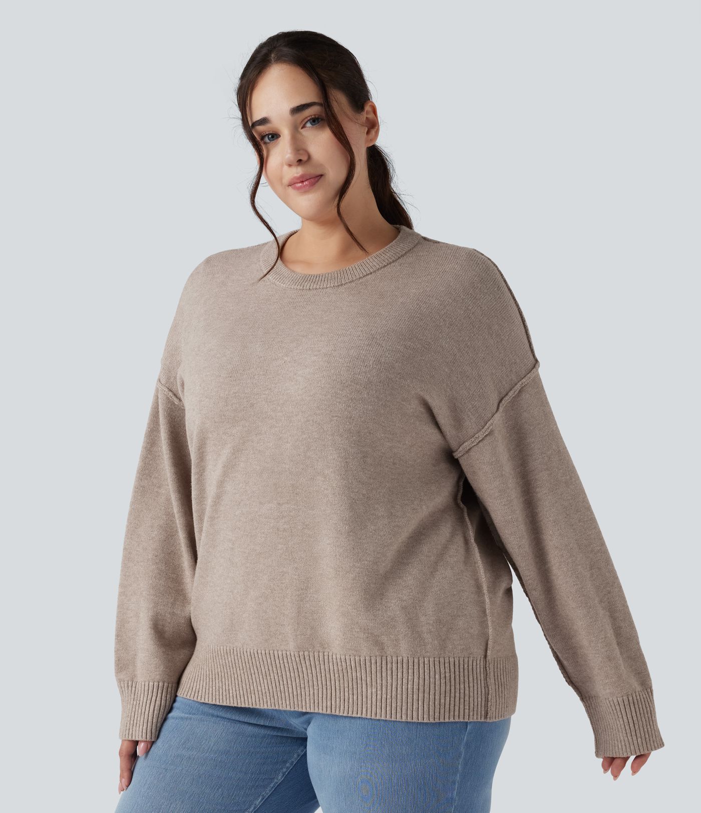 Pull grande taille col rond épaules tombantes à manches longues