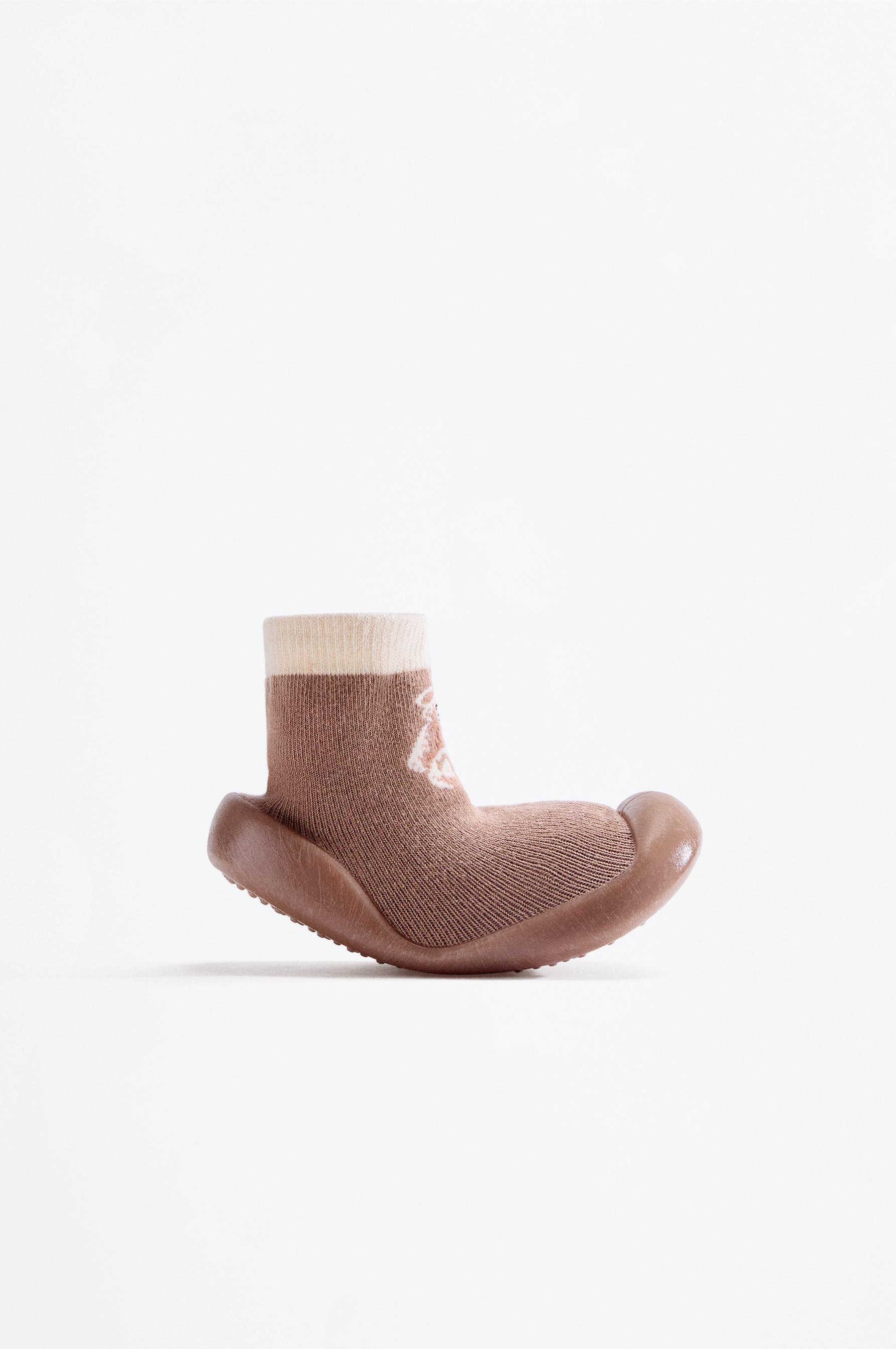 Zapatilla calcetín