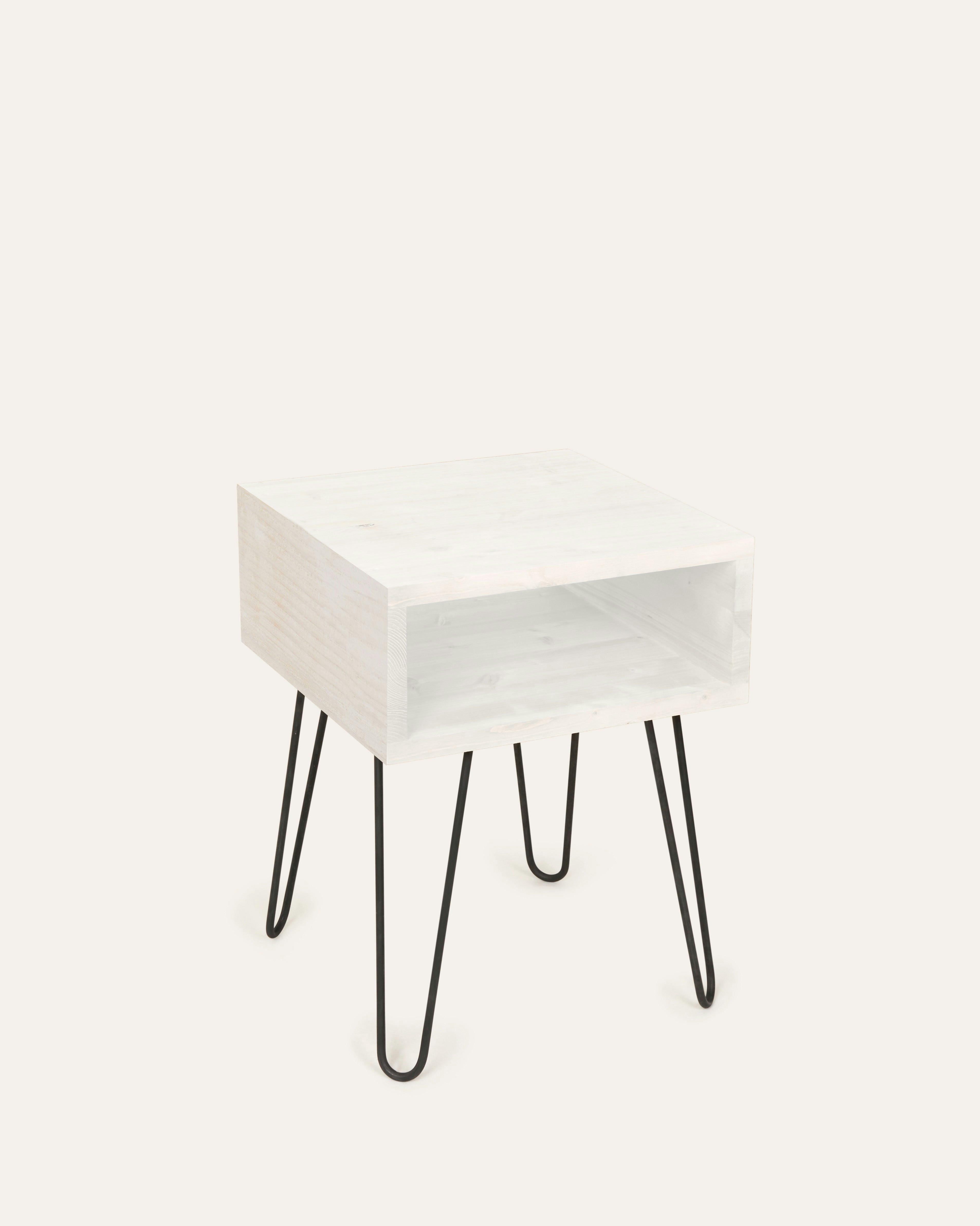 HAIRPIN - Table de chevet en bois d'épicéa massif et fer forgé en couleur blanc