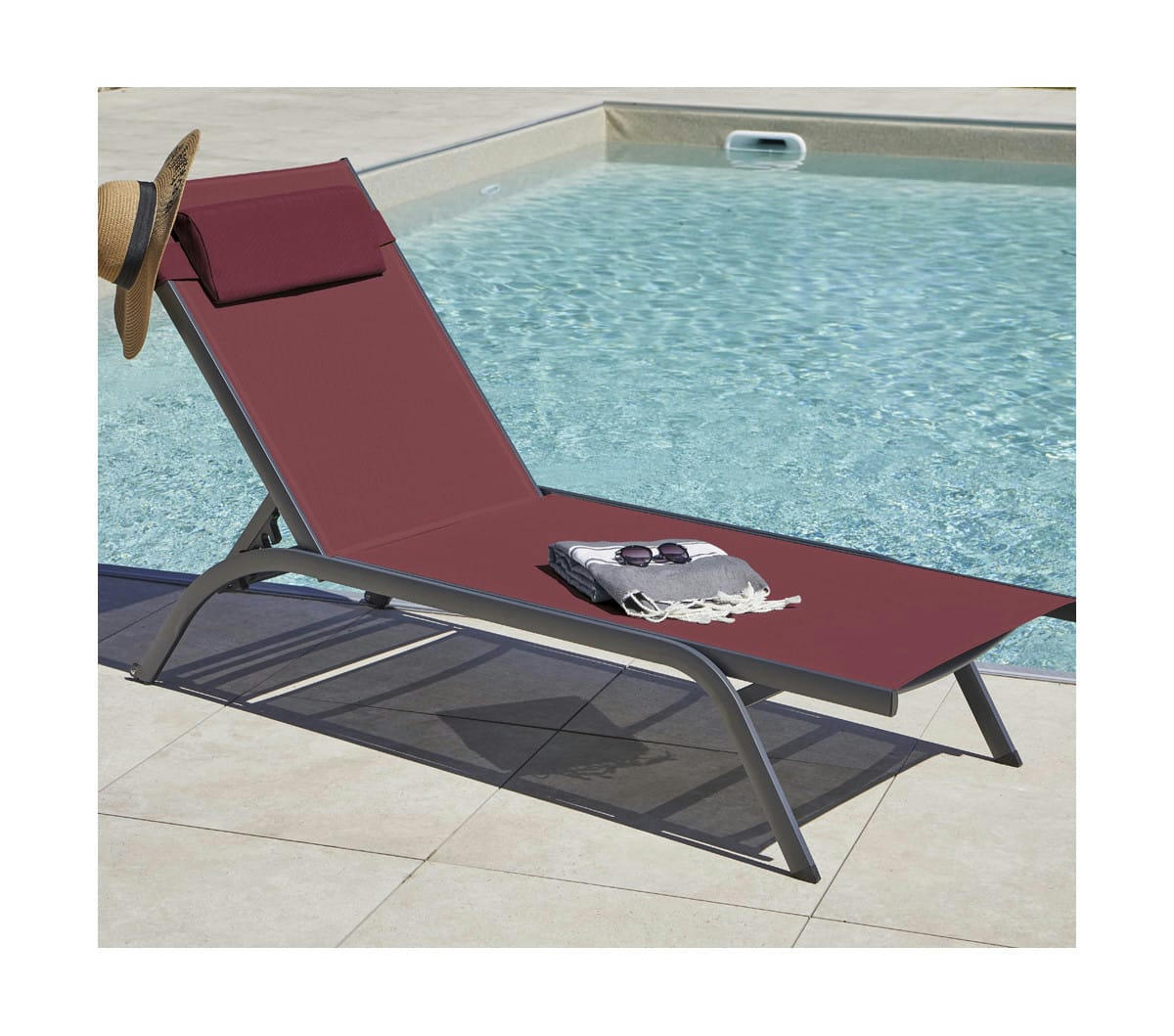 MALTA - Bain de soleil  en aluminium bordeaux