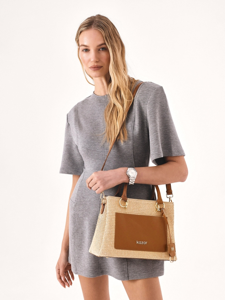 Beige handbag with braided pattern