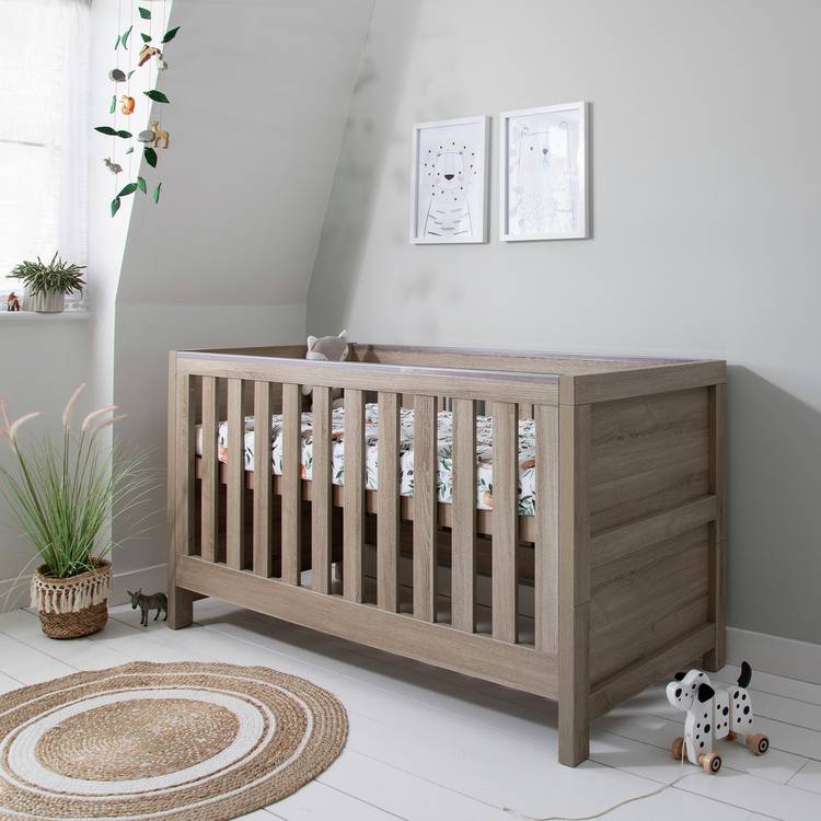 Tutti Bambini Modena Cot bed - Oak
