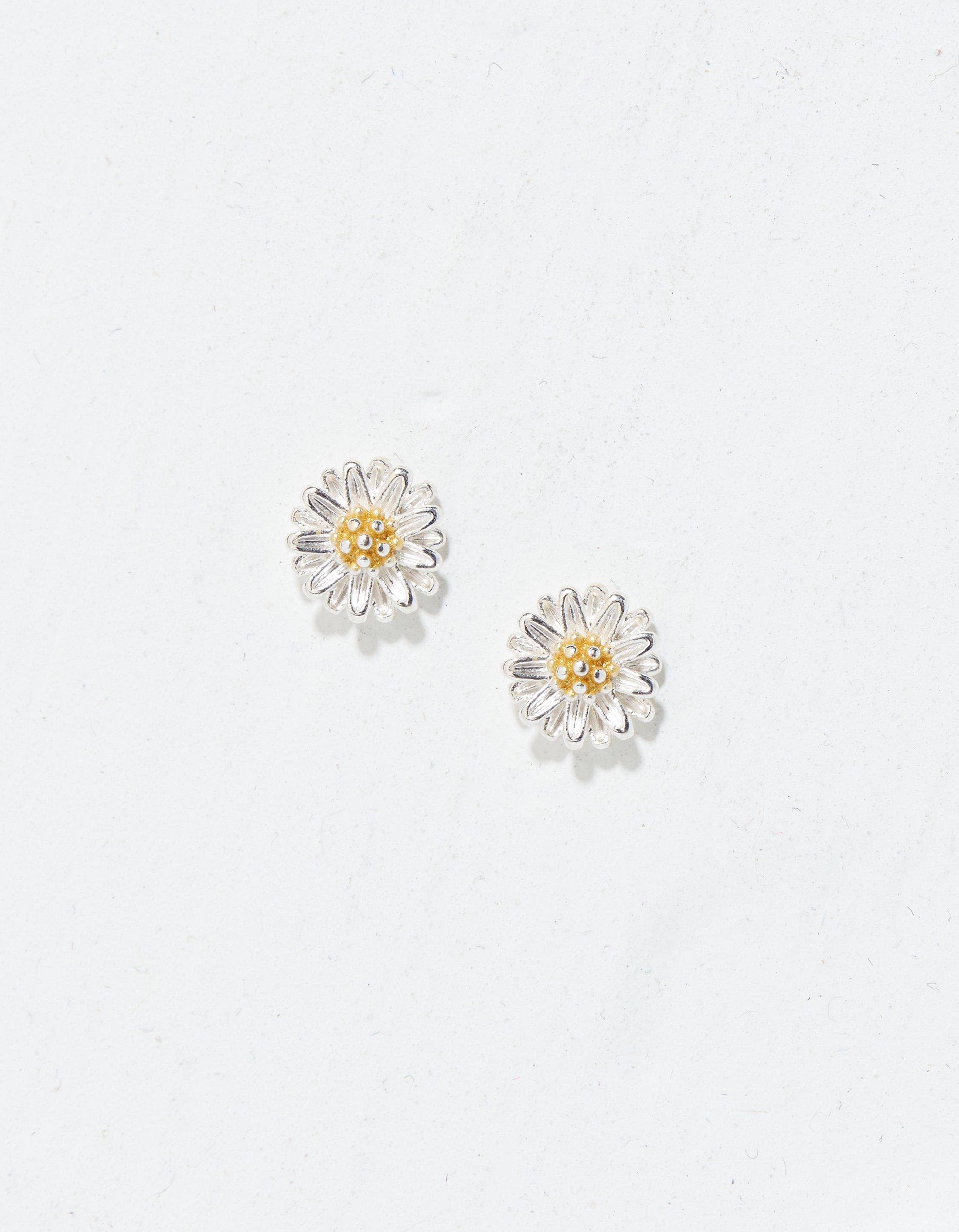 Daisy Stud Earrings