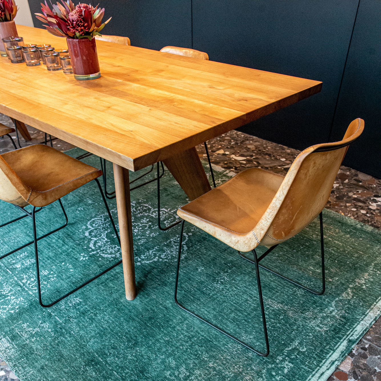 Louis de Poortere Medallion Fading World Vloerkleed 80 x 150 cm - Maje