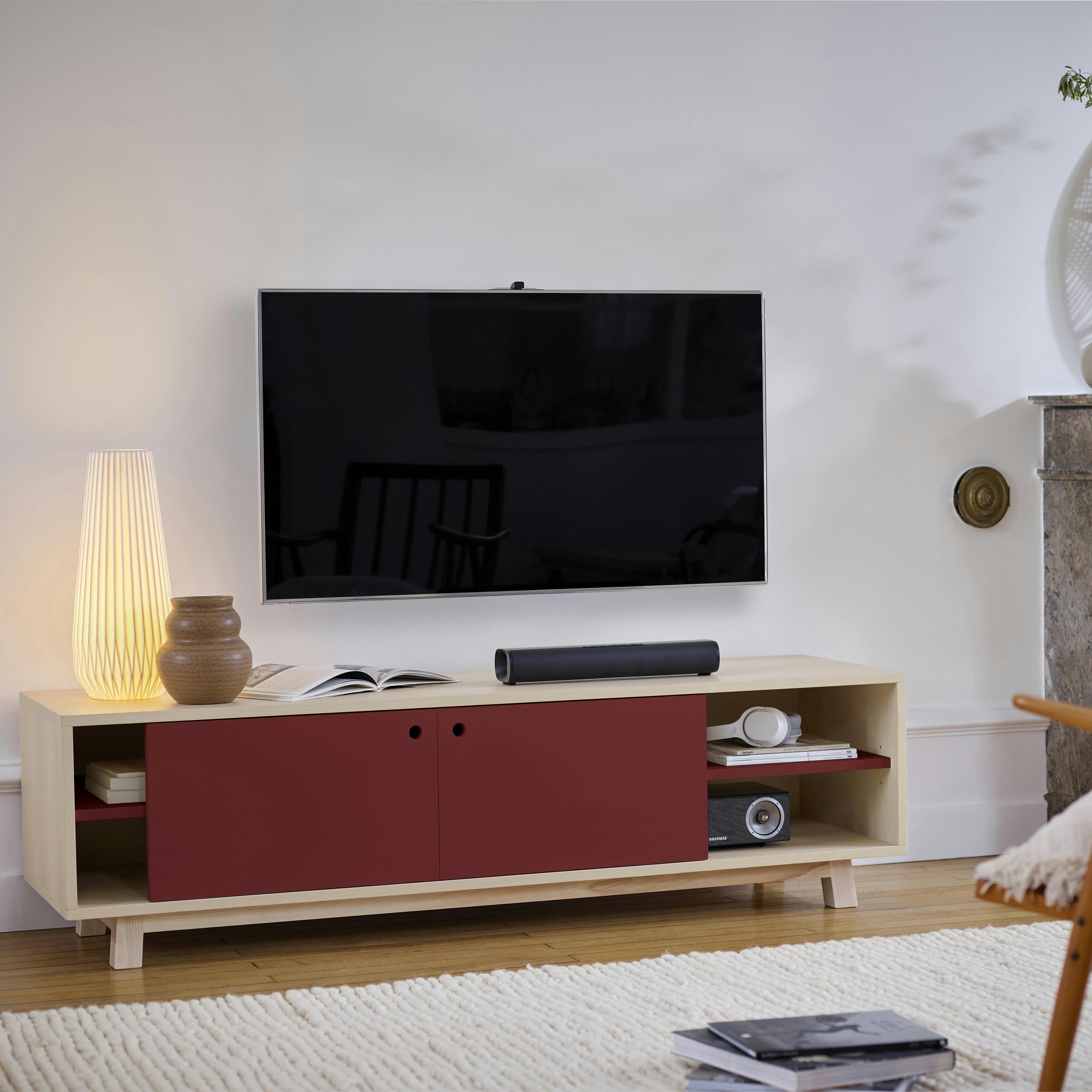 KUBE - Meuble TV 2 portes coulissantes 160 cm, en frêne