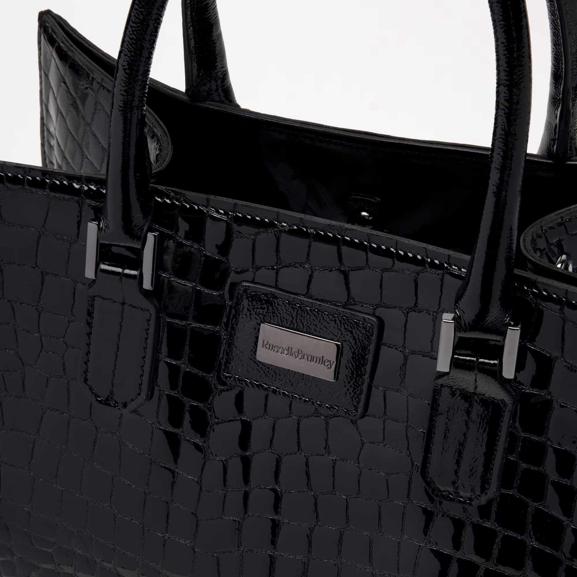 Cabin Mini<br>Mini Patent Tote