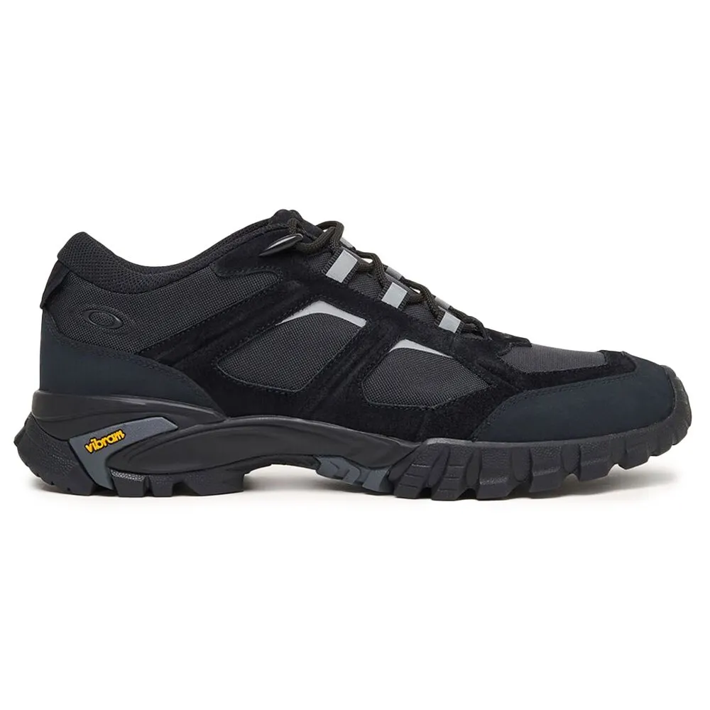 Oakley Sierra Terrain trail running shoes
