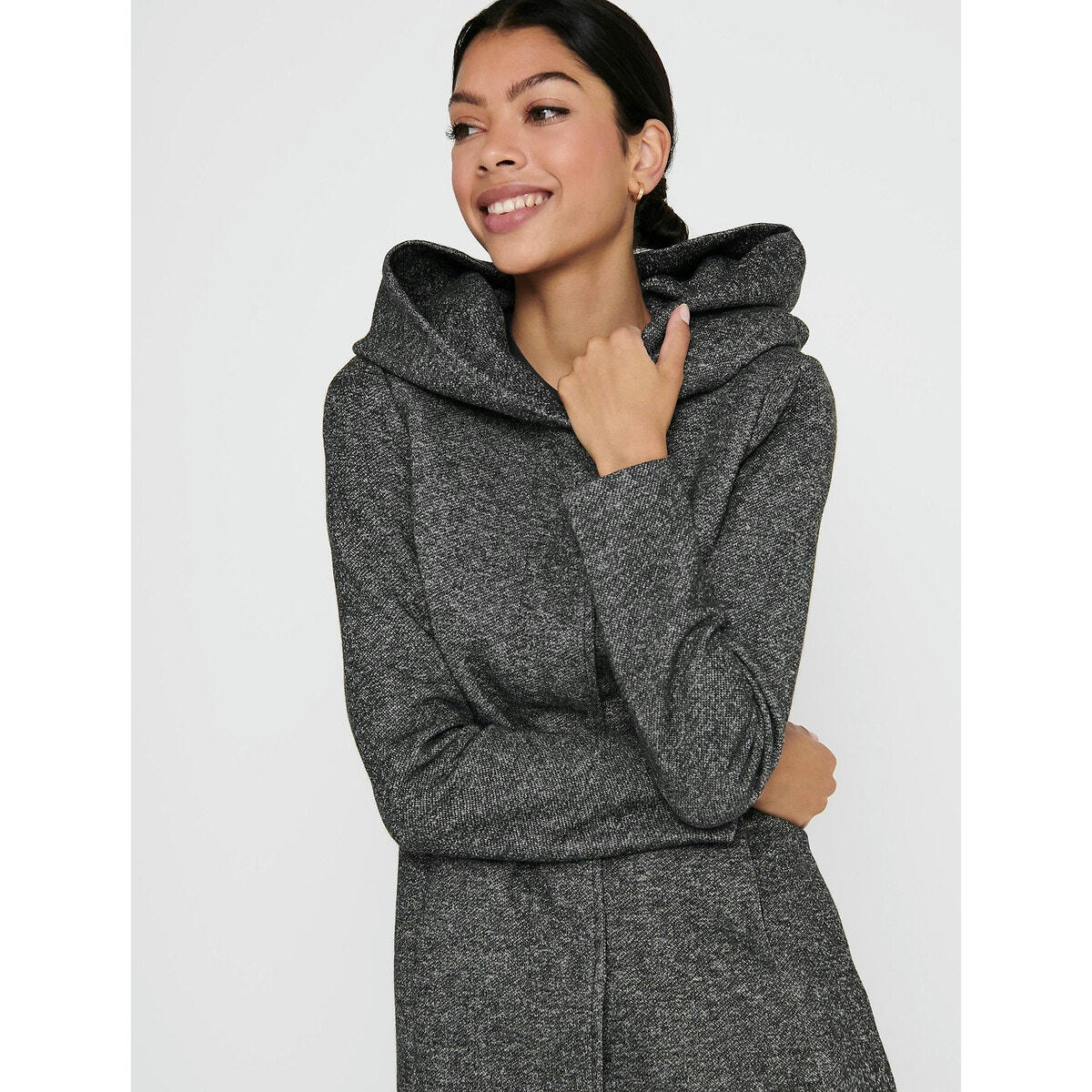 Manteau fin à capuche en peau de pêche