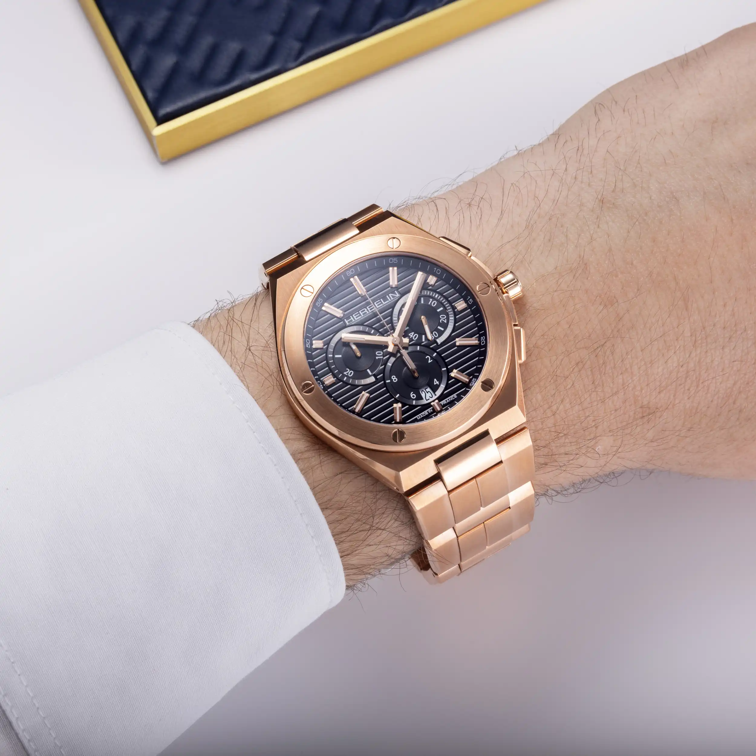 CAP CAMARAT – CHRONOGRAPHE – ACIER PVD OR ROSE