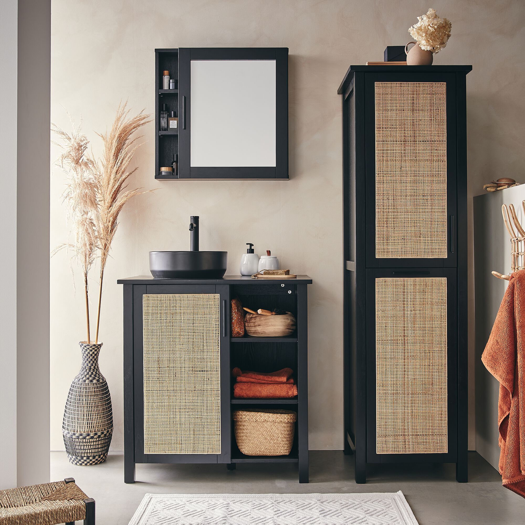 VALLAURIS - Meuble sous-vasque simple en bois de cèdre et 1 porte en cannage - L80cm