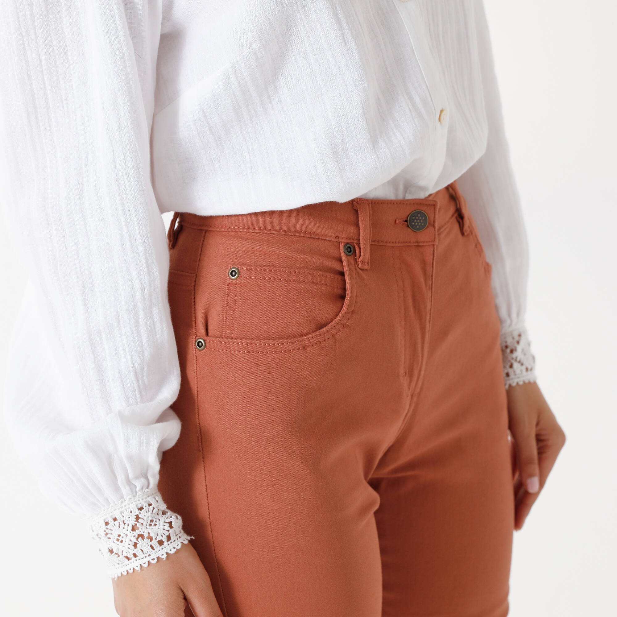 Pantalon sculptant, 5 poches