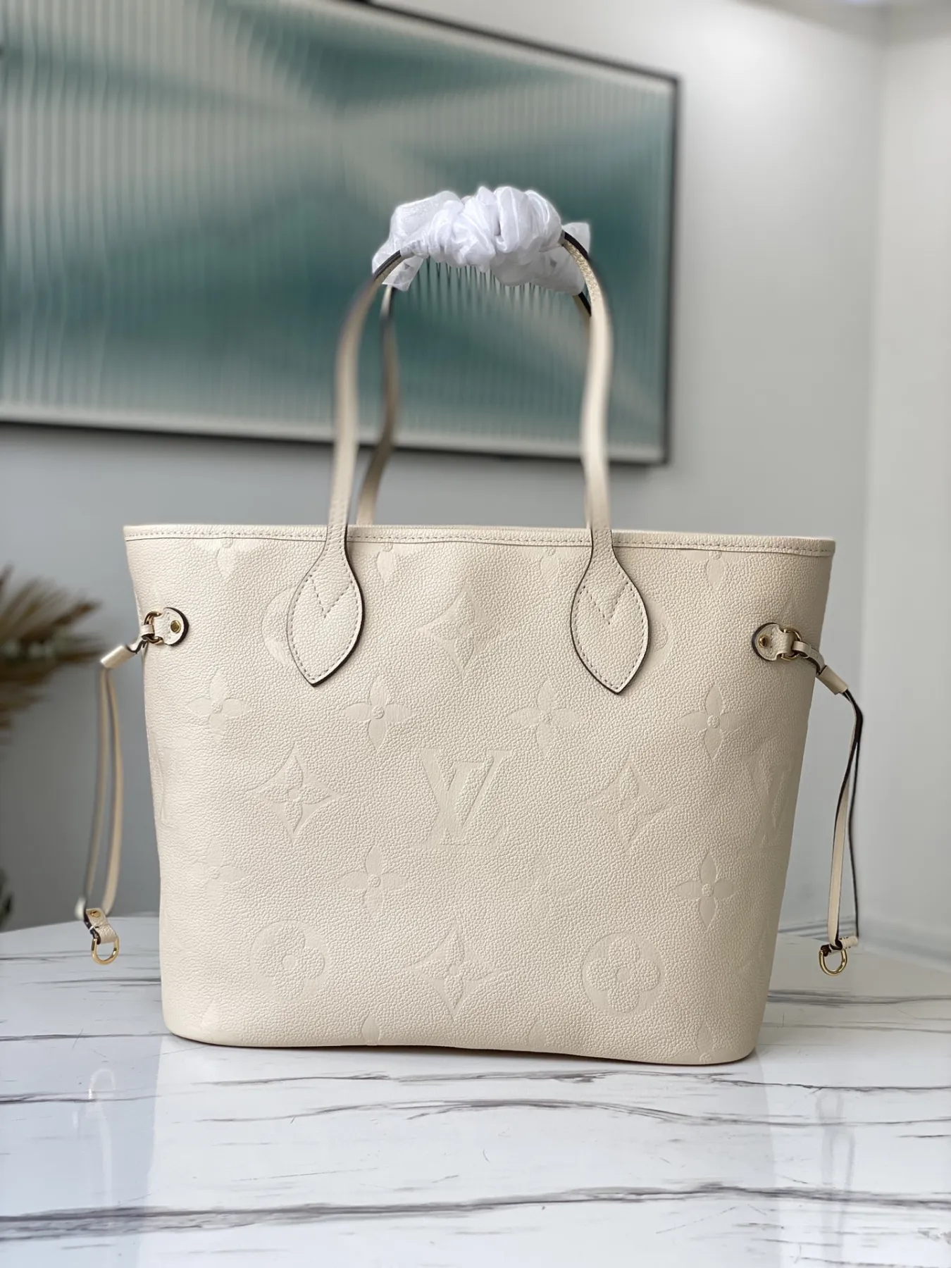 Louis Vuitton Neverfull MM m45684